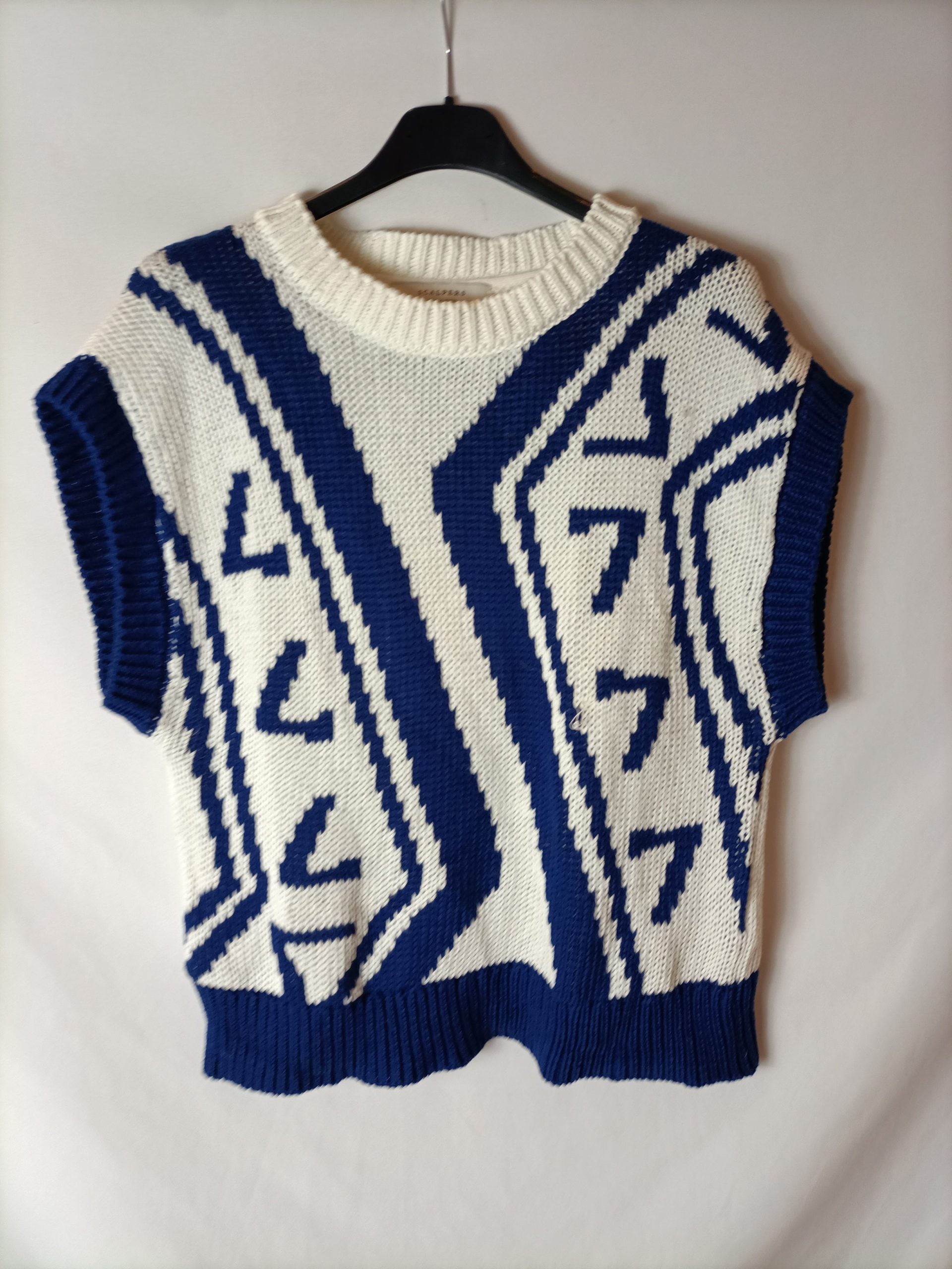 SCALPERS. Chaleco blanco y azul T.s