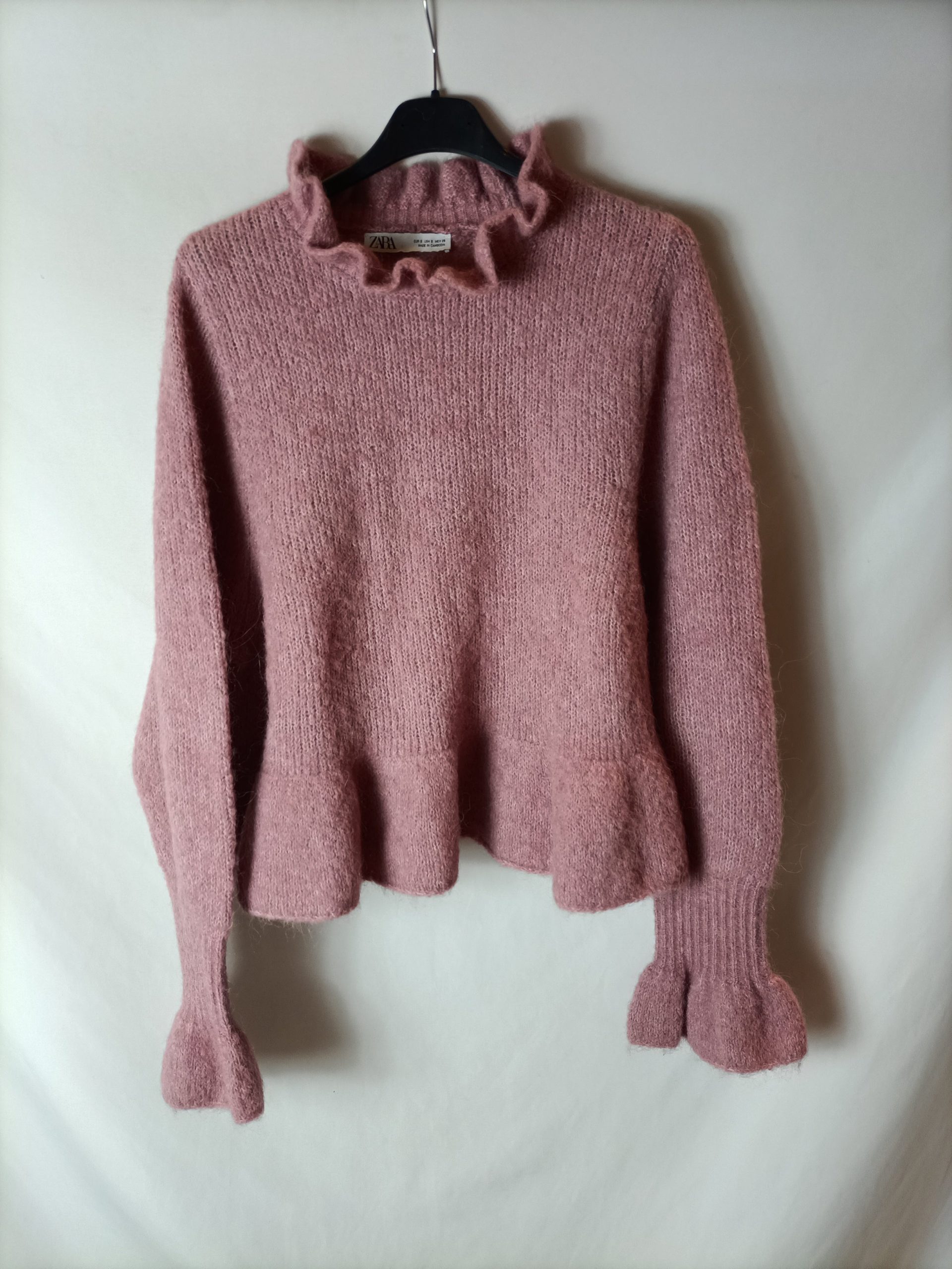 ZARA. Jersey rosa volante T.m