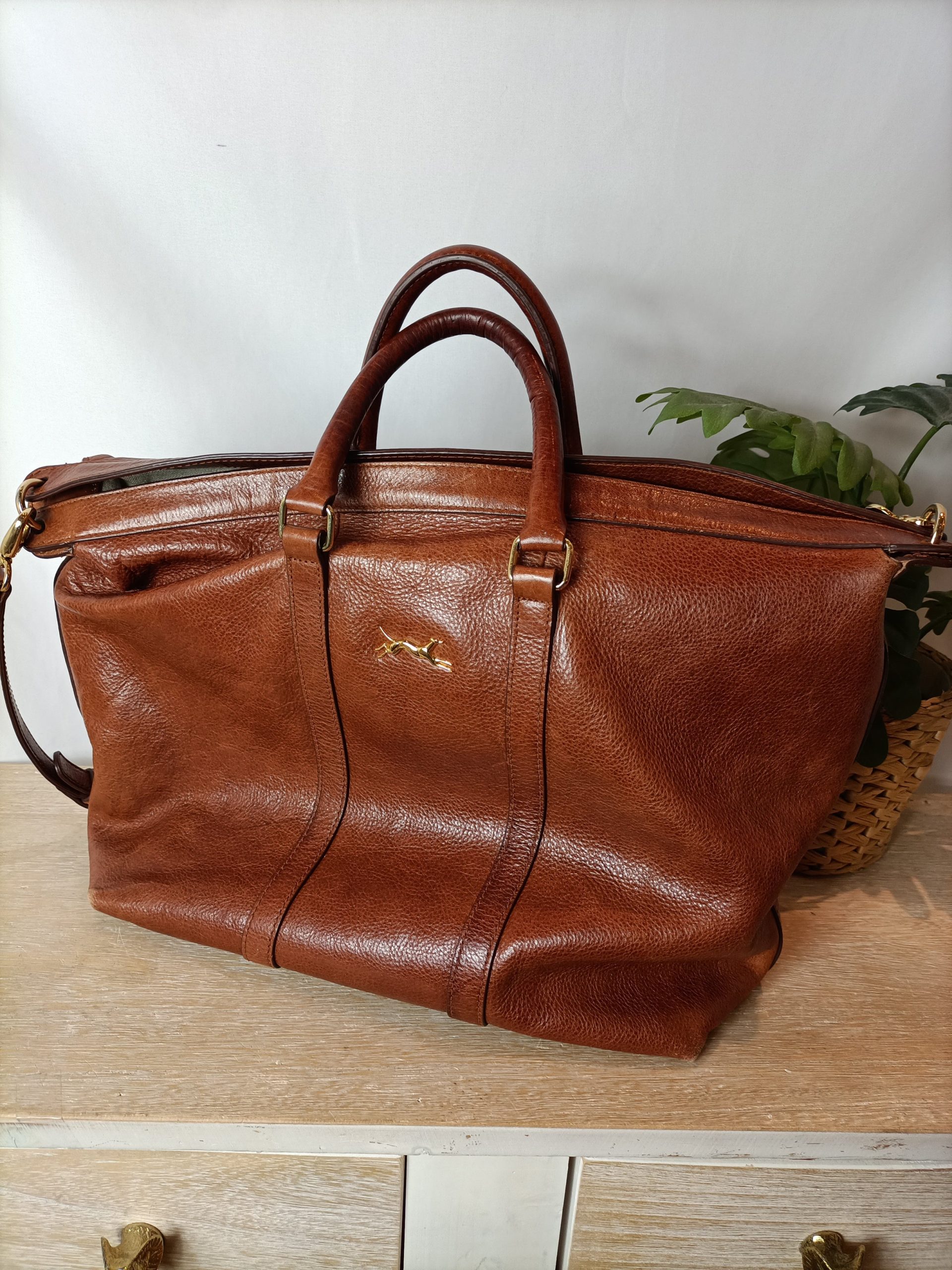 BIMBA Y LOLA. Bolso piel marrón