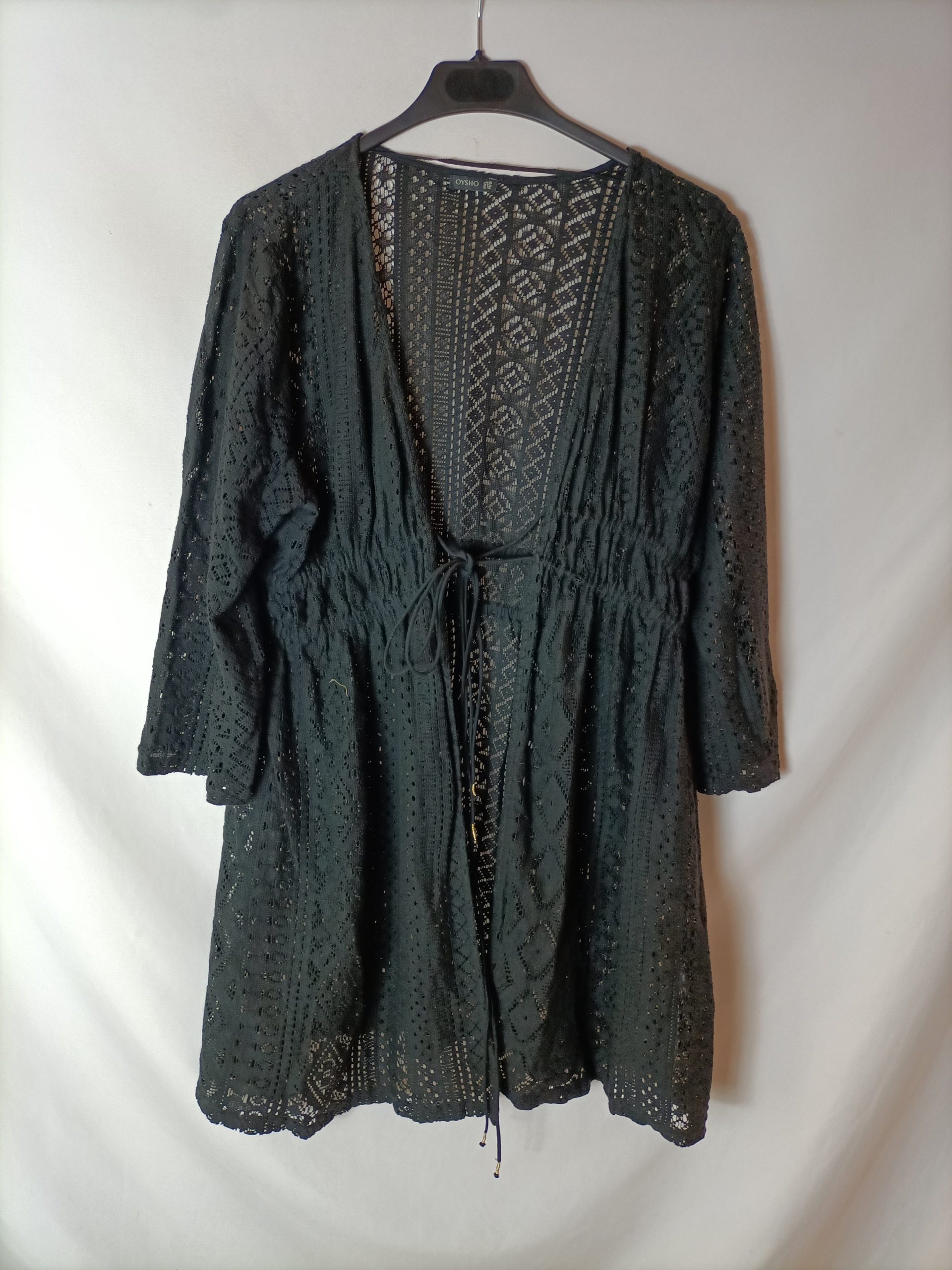 OYSHO. Chaqueta encaje negra T.m/l