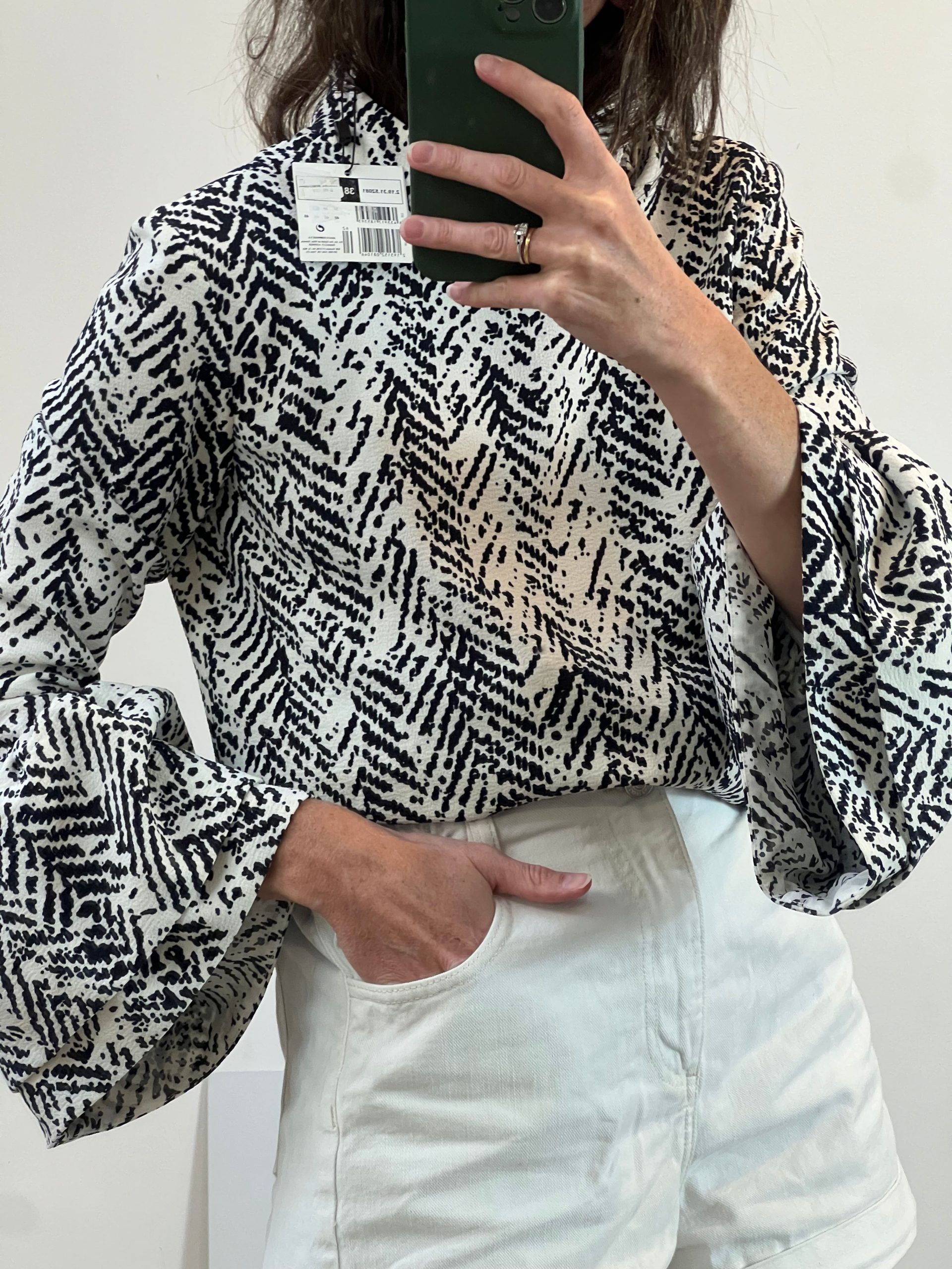 ADOLFO DOMINGUEZ. Top blanco estampado T.38