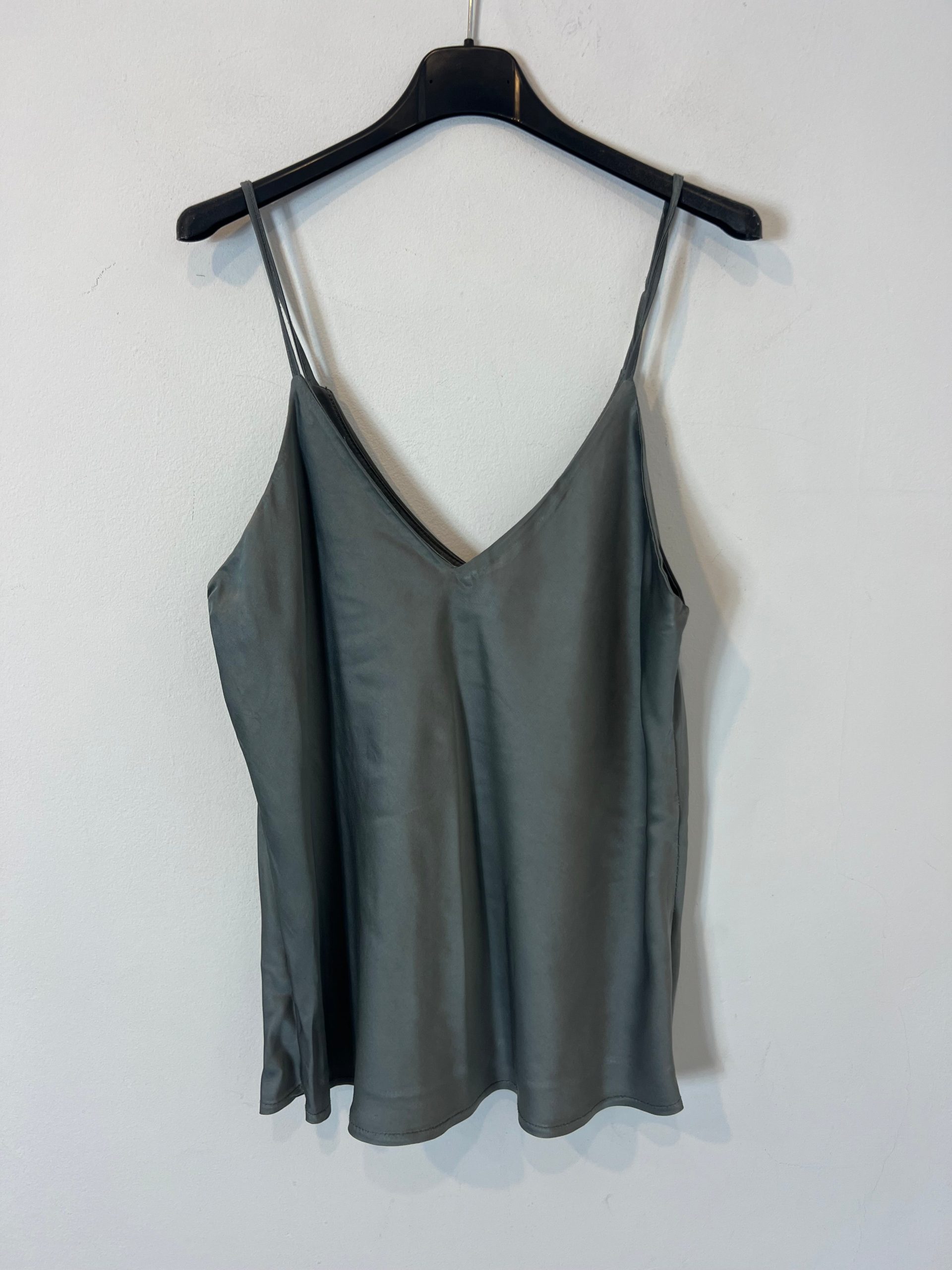RENATTA&GO. Top gris satinado. T M