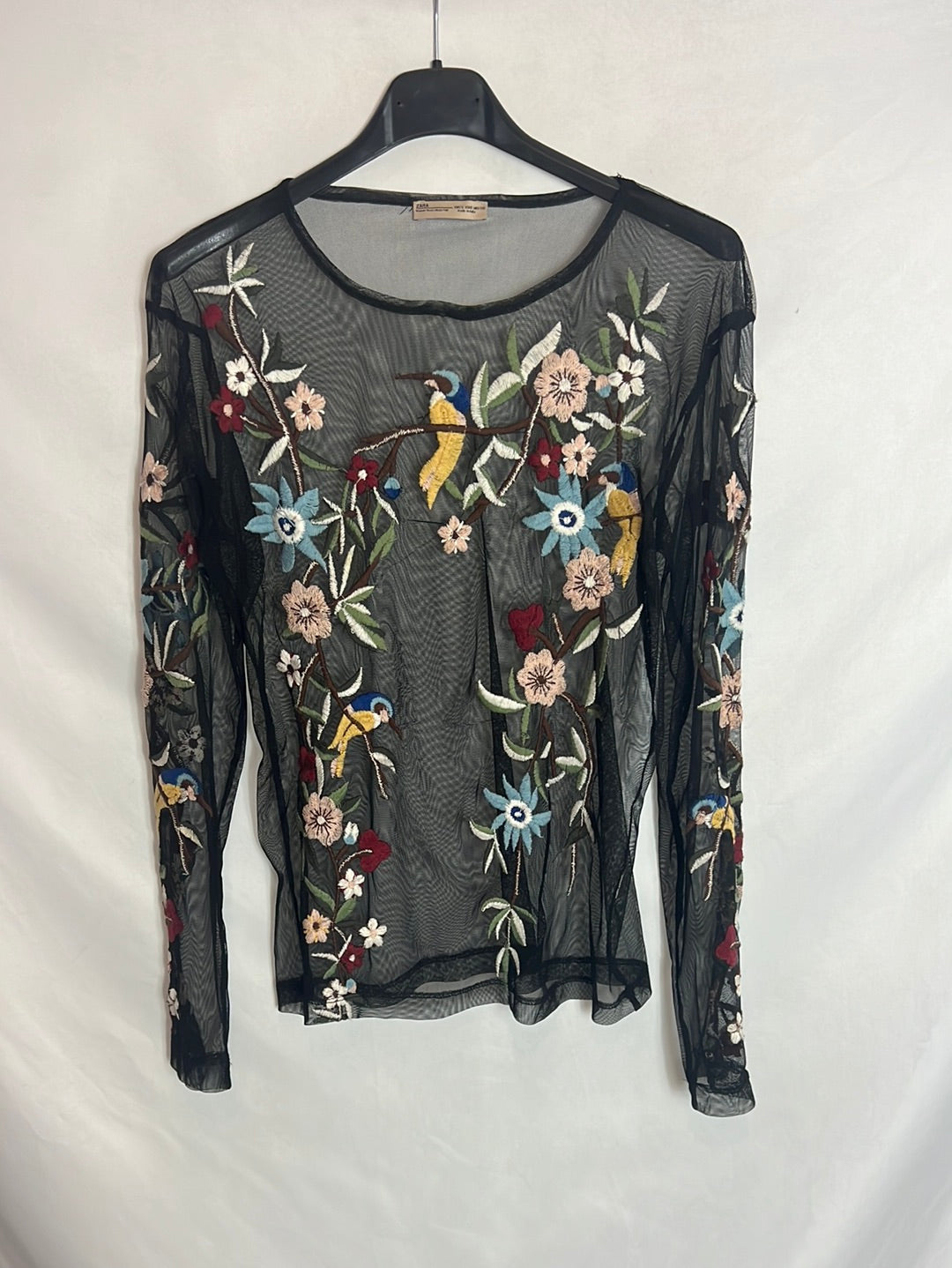 ZARA. Top semitransparente bordados. T S
