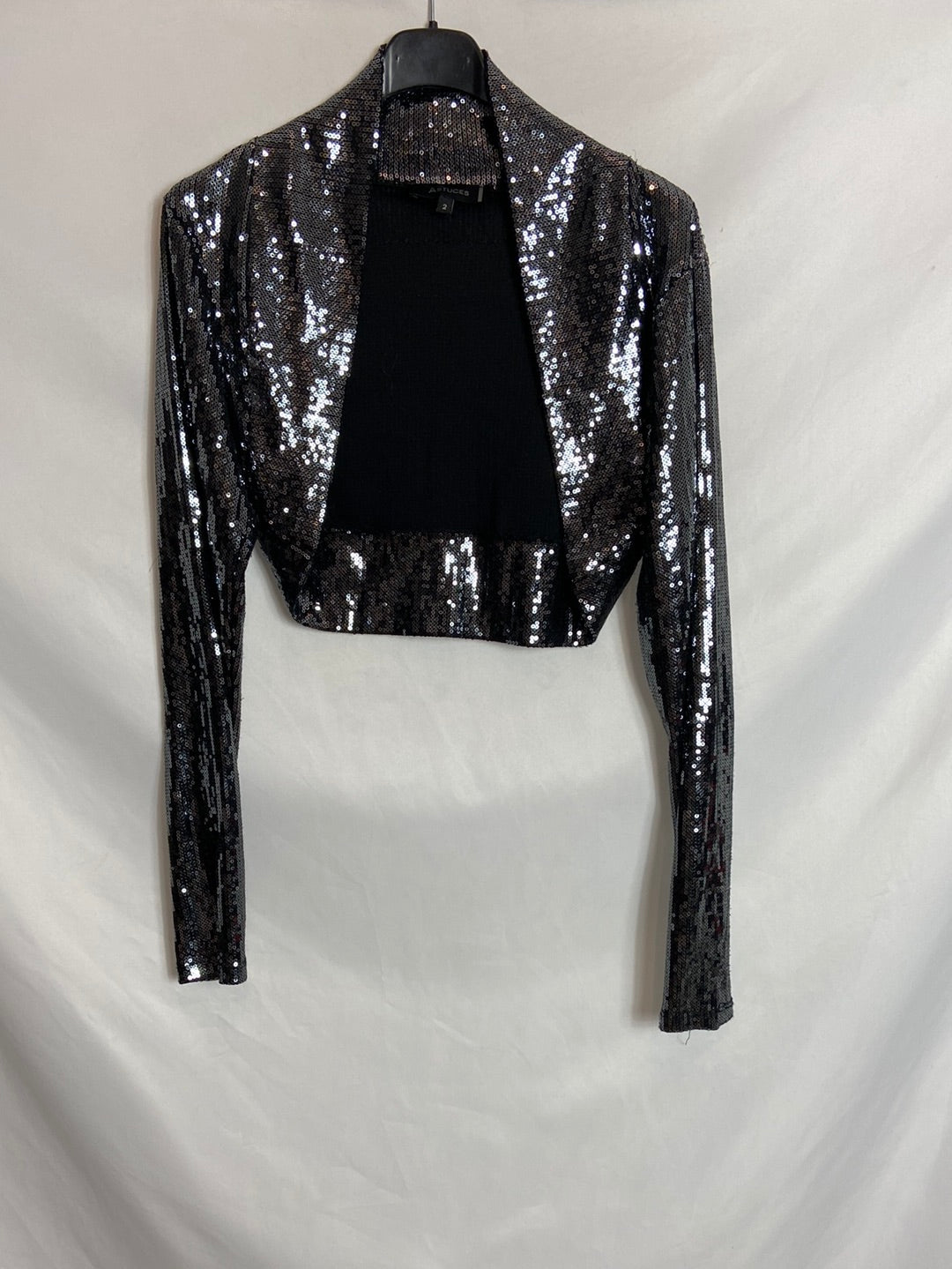 ASTUCES. Chaqueta crop lentejuelas. T 2(S)
