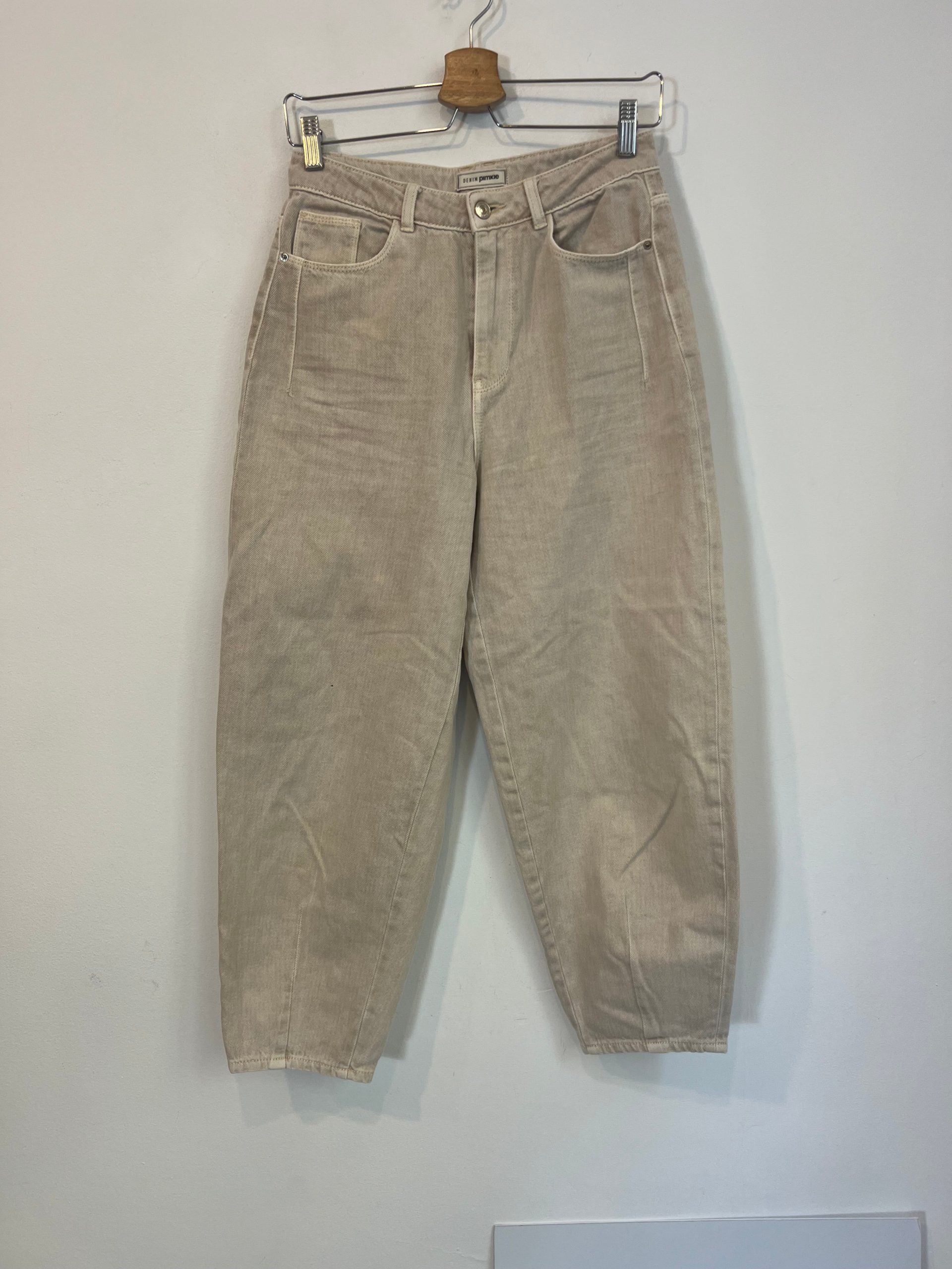 PIMKIE. Denim mom fit beige . t 36