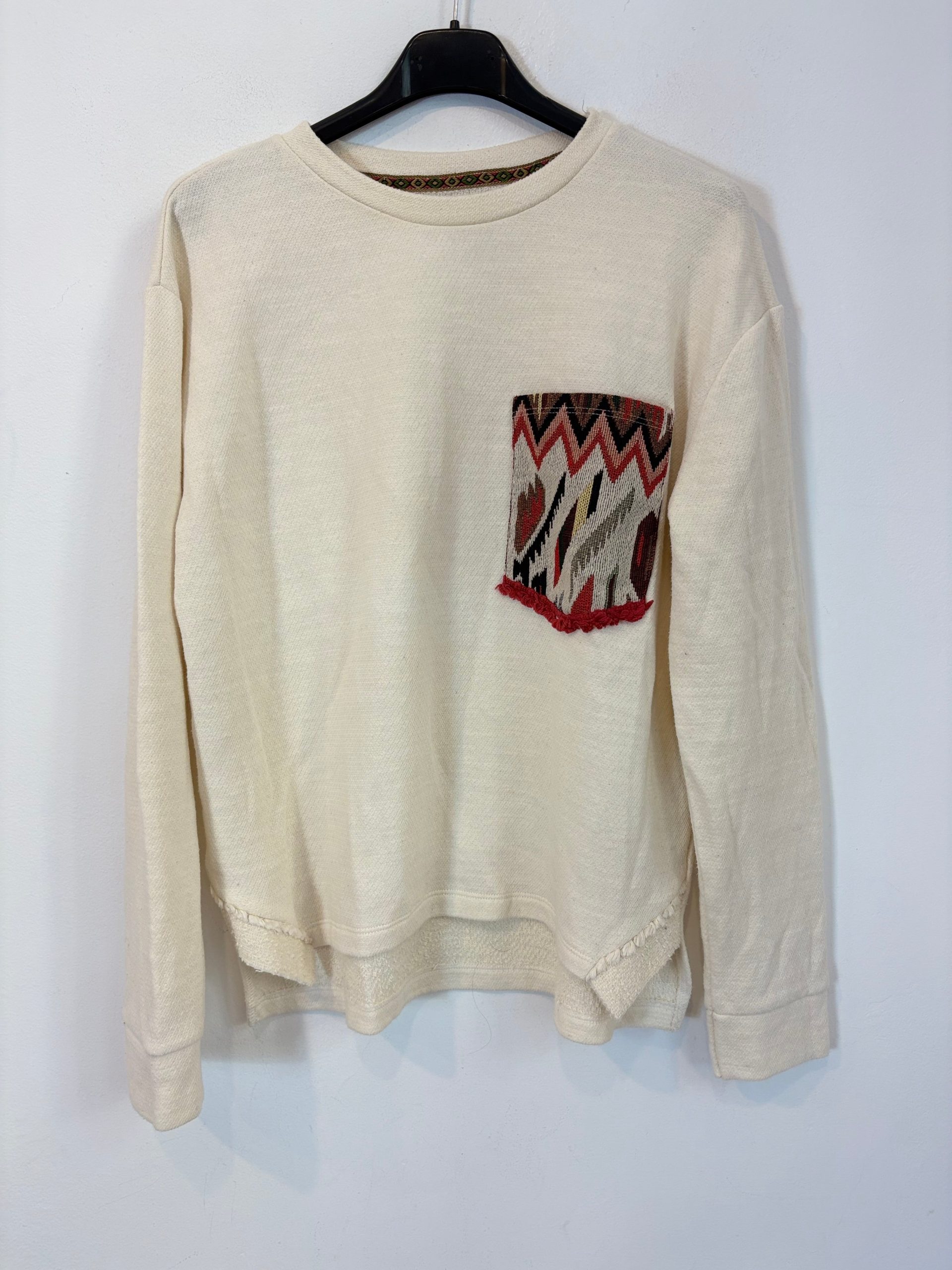 PULL&BEAR. Sudadera beige claro bolsillo. T S