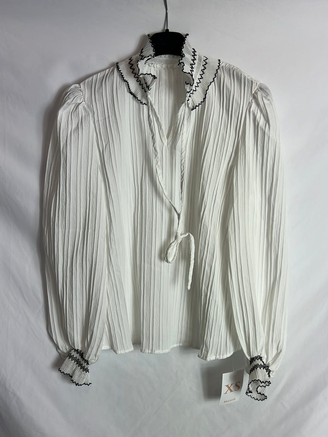 MARIETH. Blusa blanca plisada T.xs