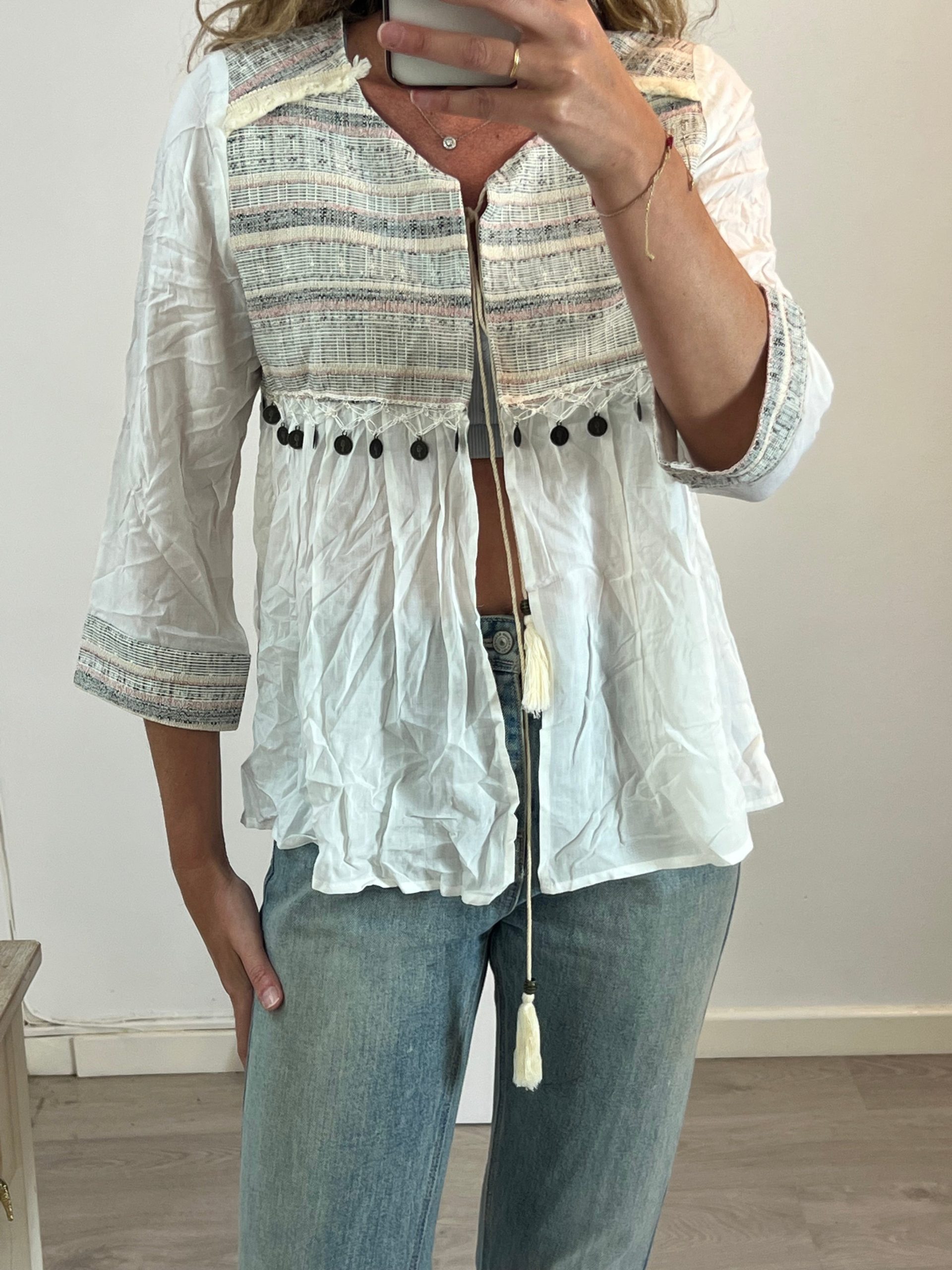 ANANY. Sobre camisa detalle ético. T.M/L