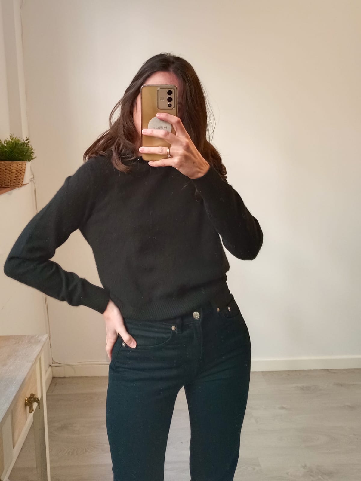 CAMILLE x MANGO. Jersey negro cashmere. T S