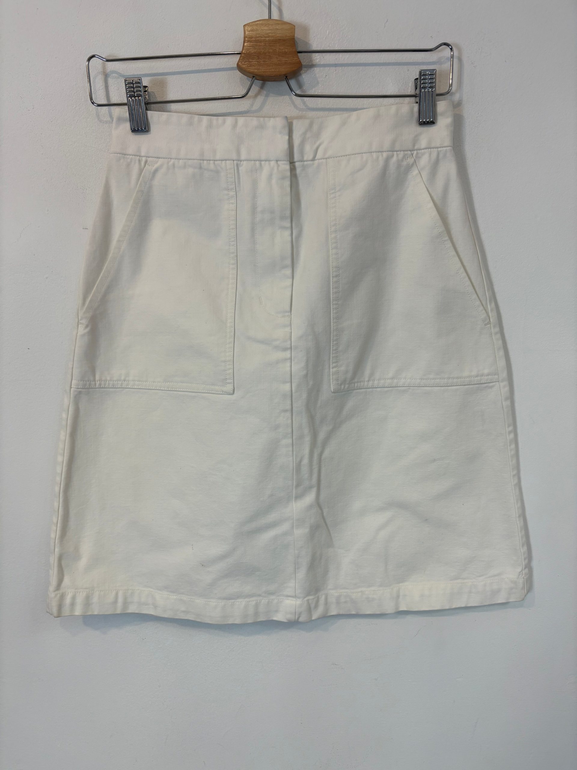 MASSCOB. Falda denim blanca. T 36