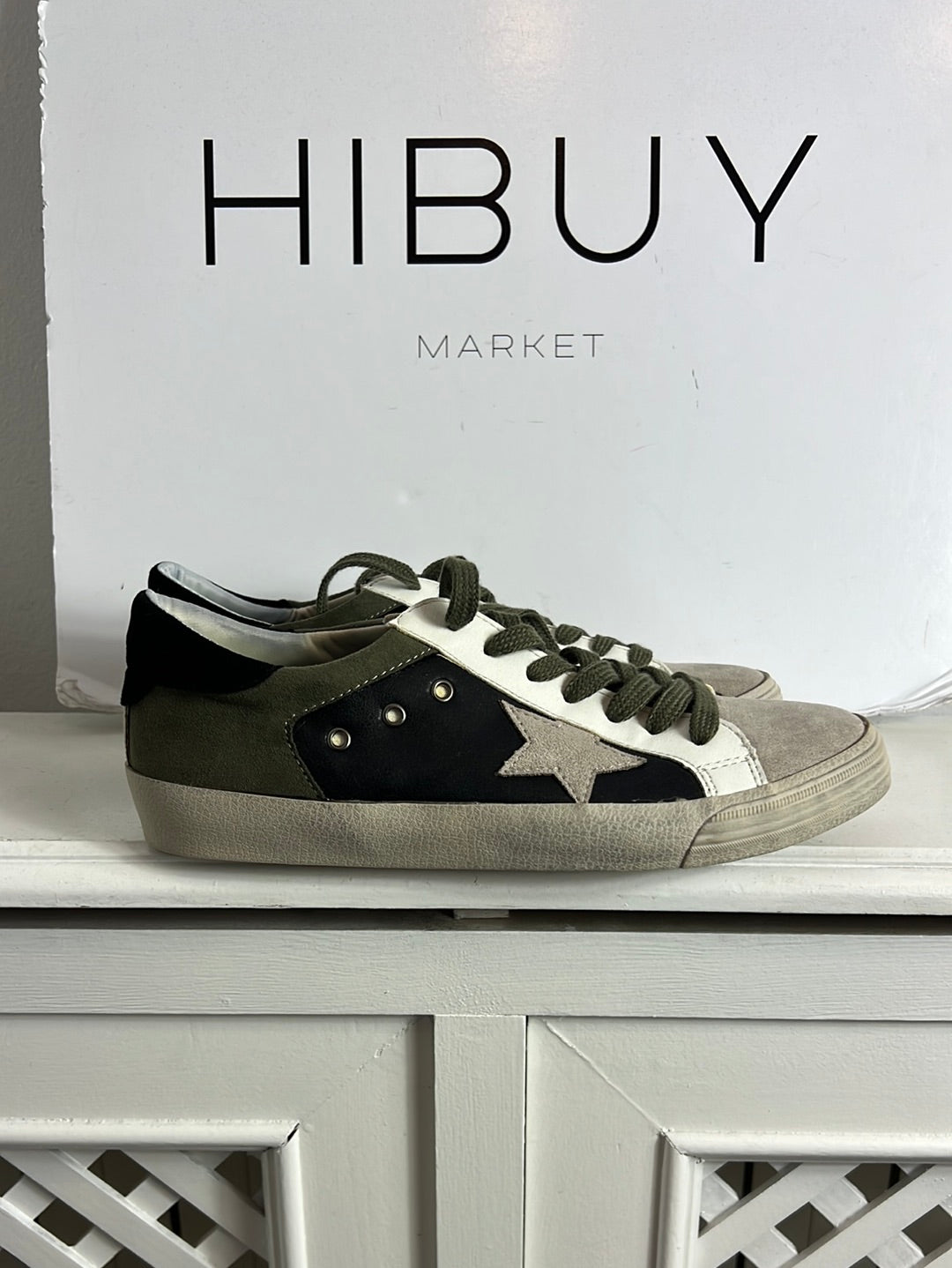 CORINA. Zapatillas texturas estrella. T 38