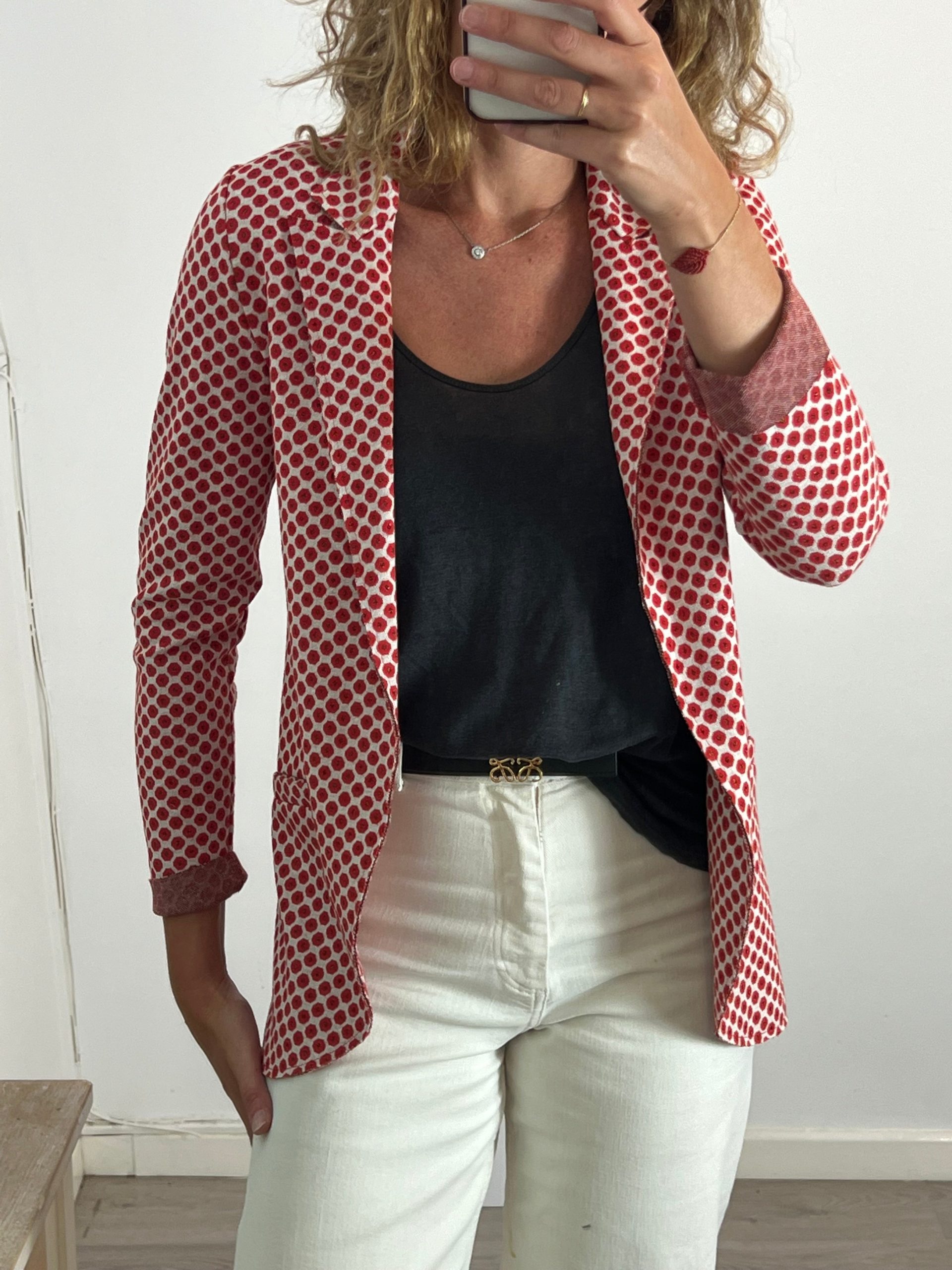 OTRAS. Blazer estampado rojo T.m