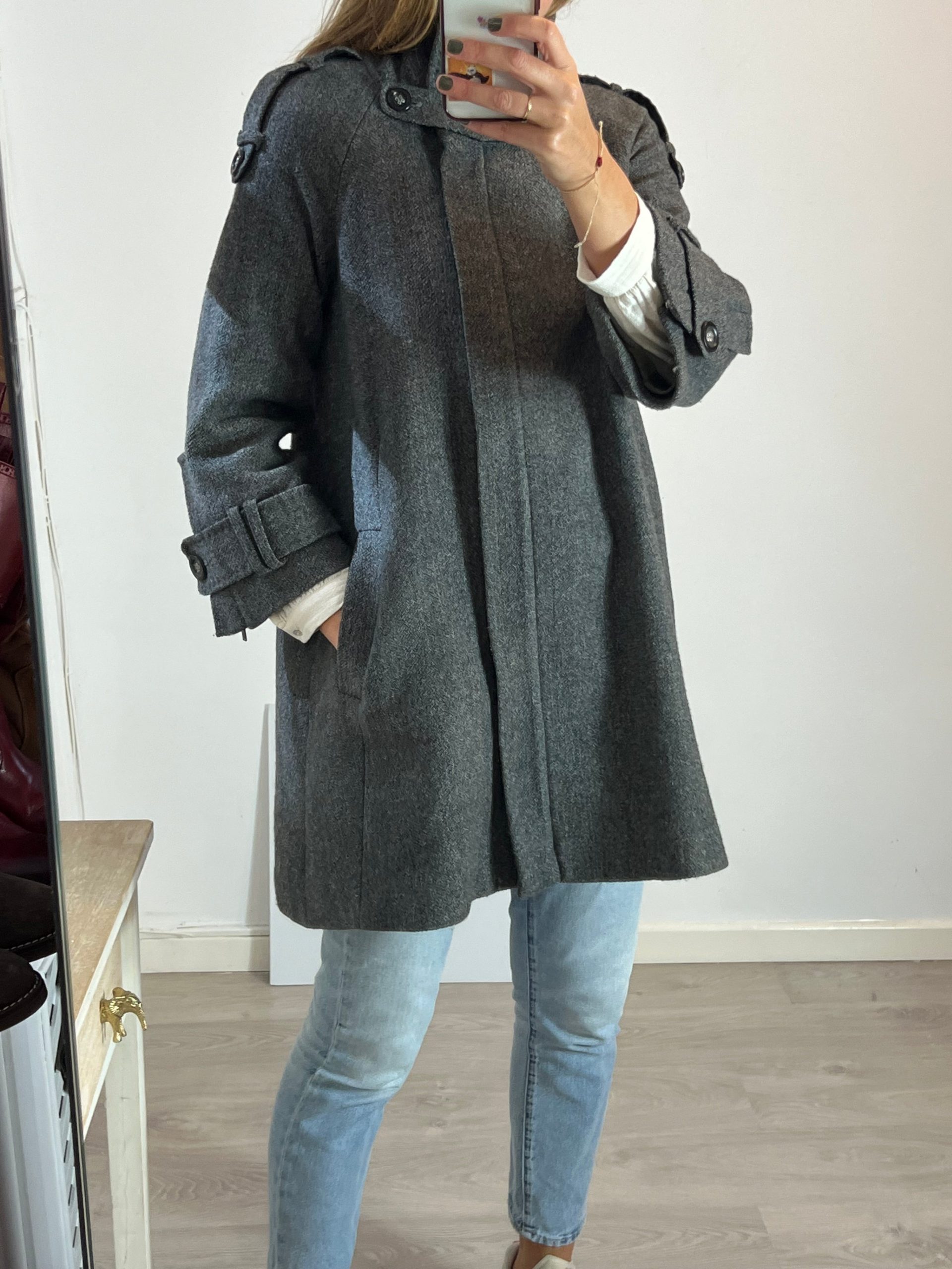 MASSIMO DUTTI. Abrigo jaspeado gris T.38