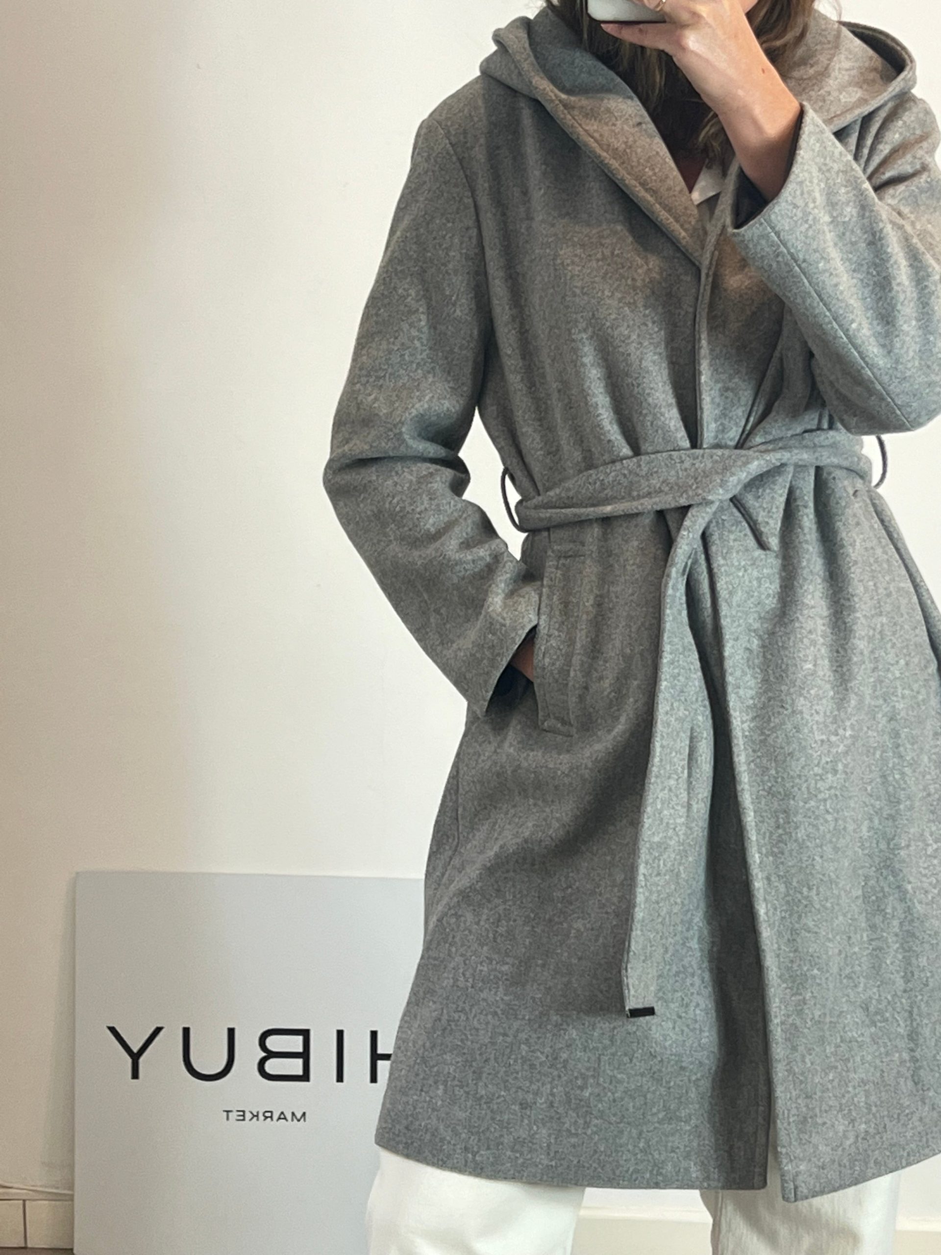 FORMULA JÓVEN. Abrigo gris paño cinturón T.xl