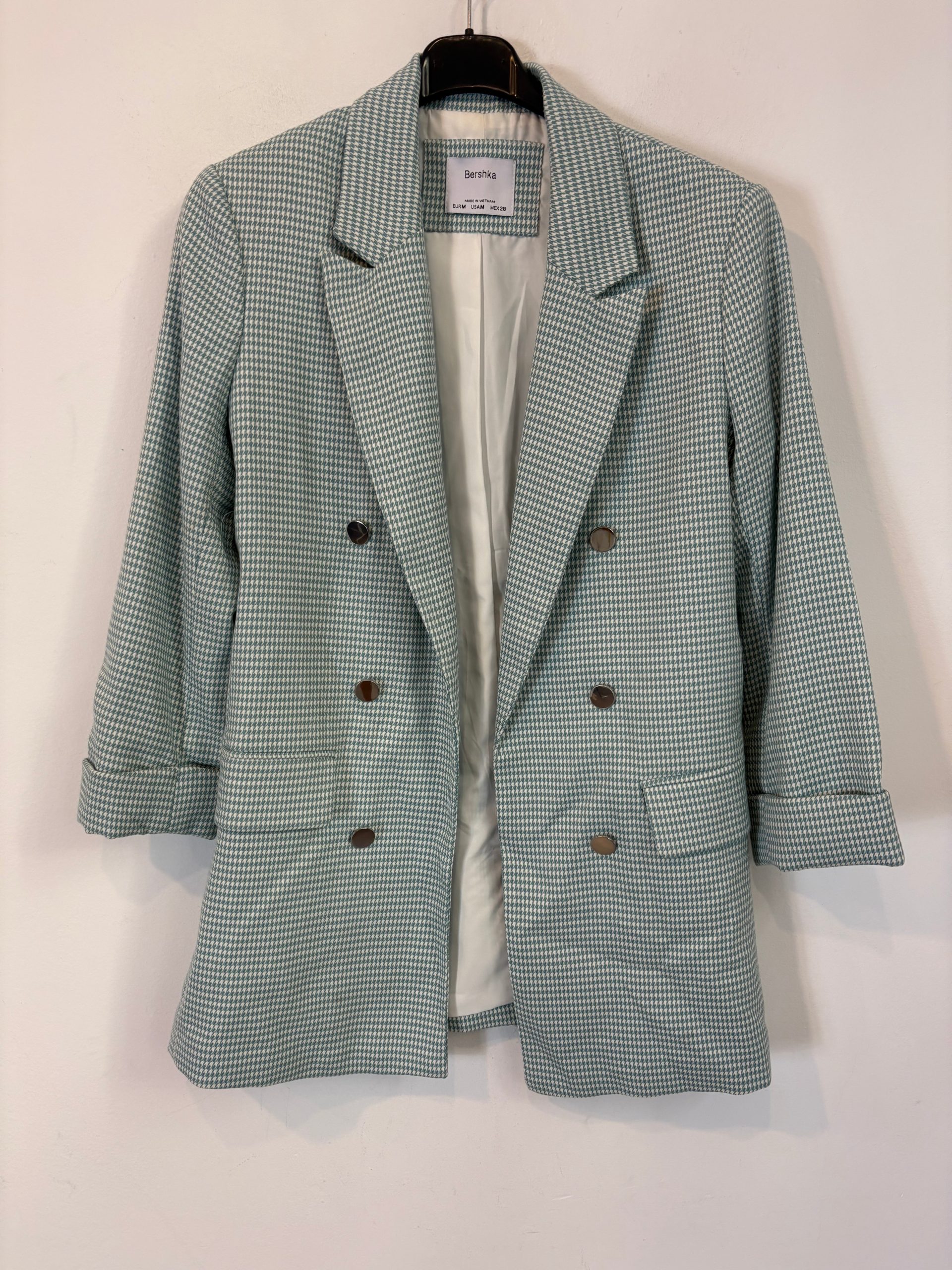 BERSHKA. Blazer pata de gallo verde agua. T M