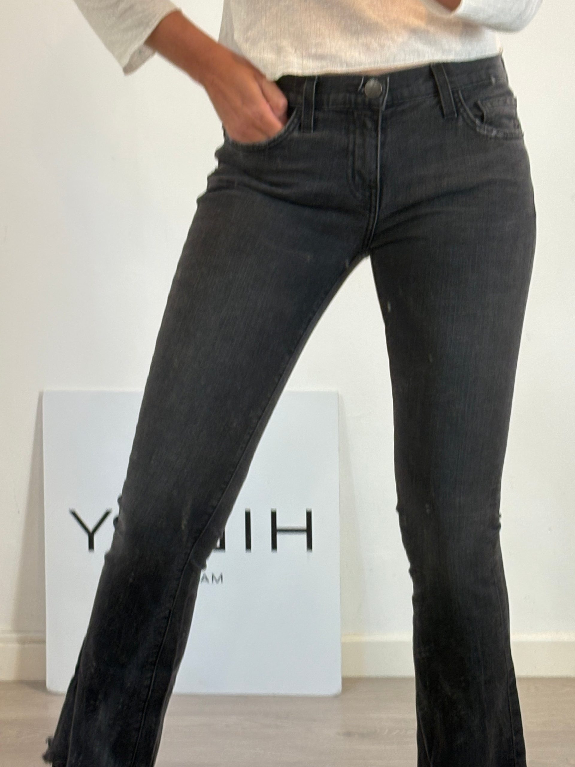 CURRENT ELLIOT. Denim negro flecos. T 38