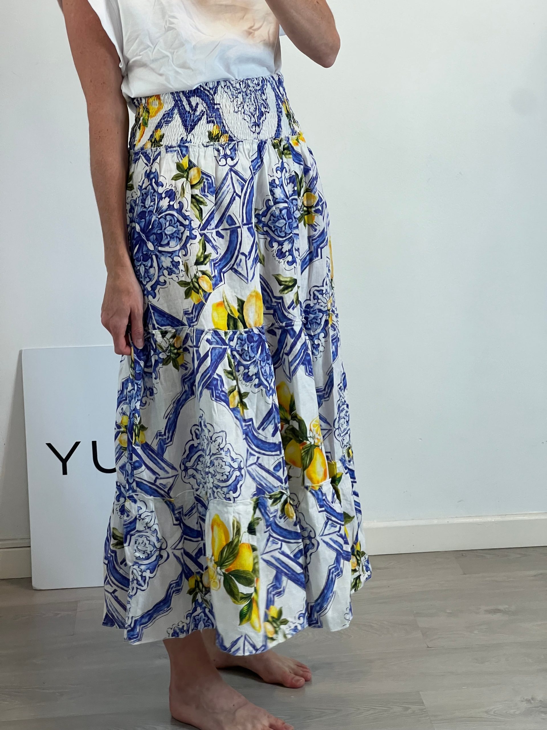 SARTORIA SARANCENA. Falda lino limones. TU (XS)