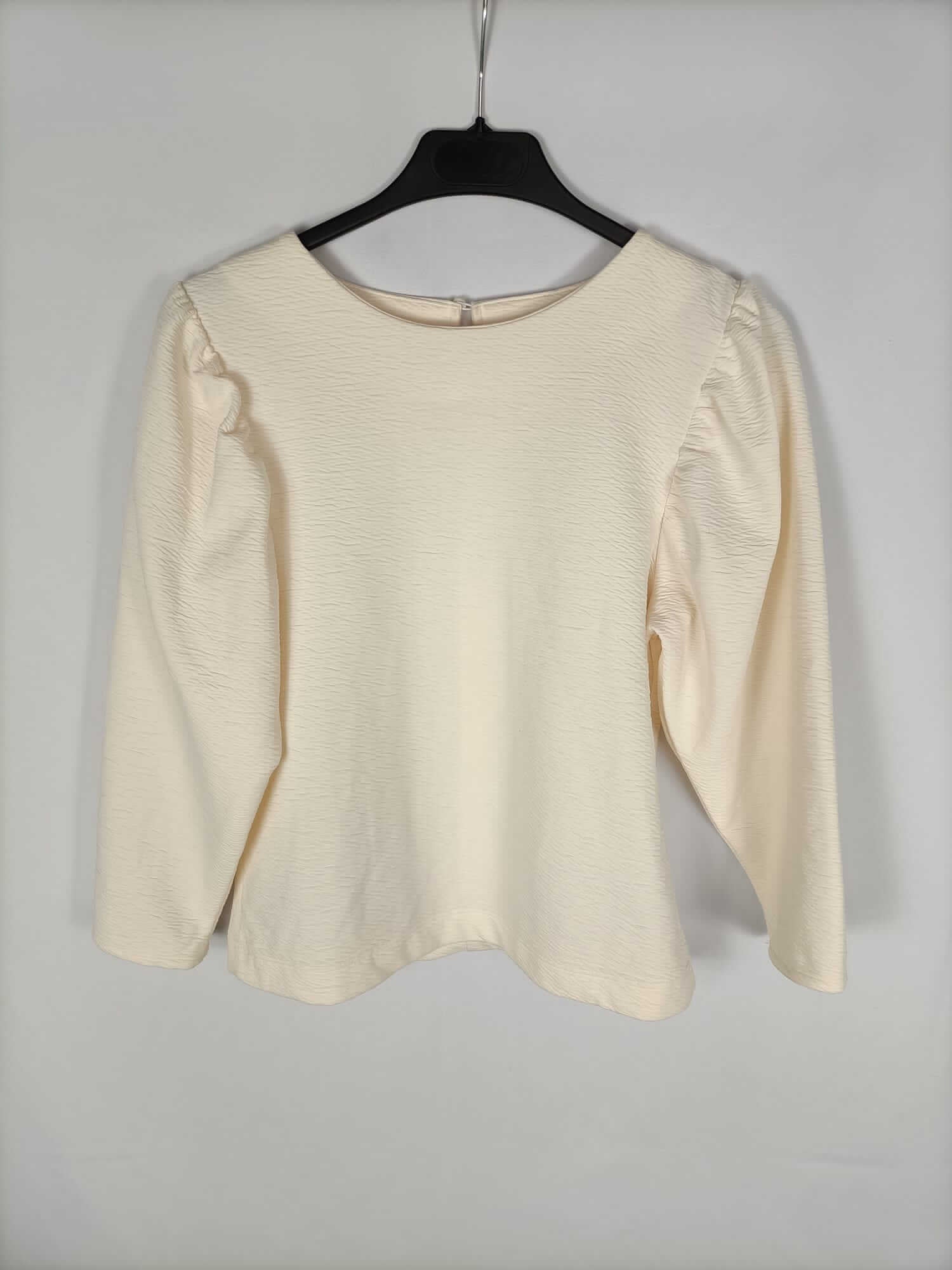 SFERA.Blusa textura mangas abullonadas T.s