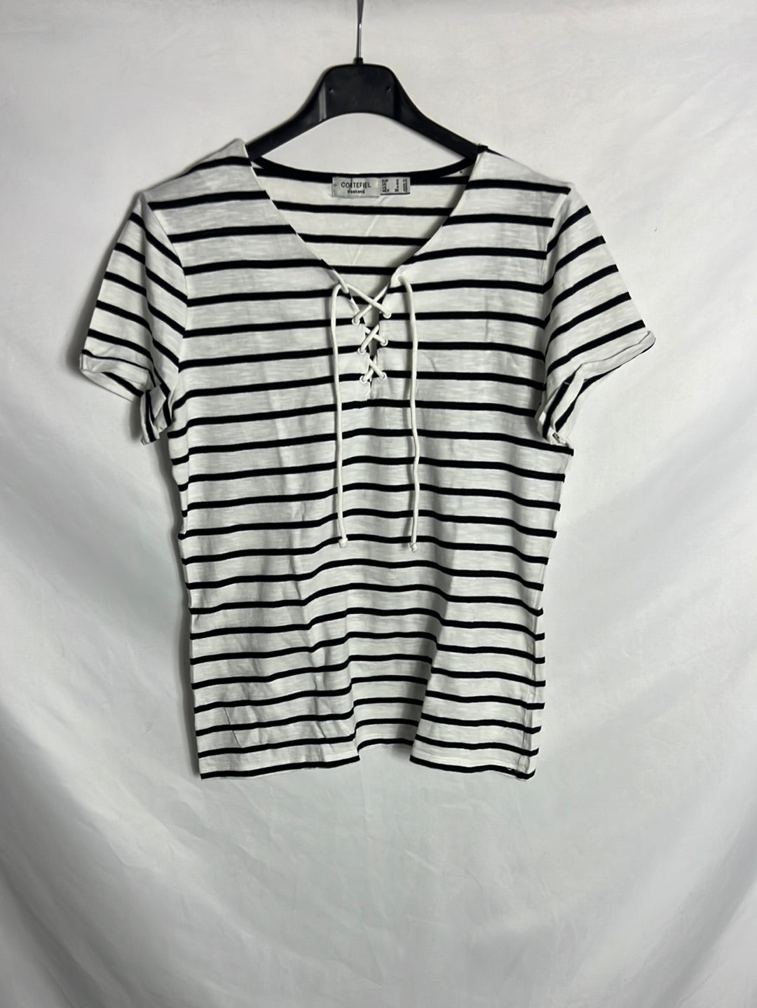 CORTEFIEL. Camiseta rayas blanca y negra. T S