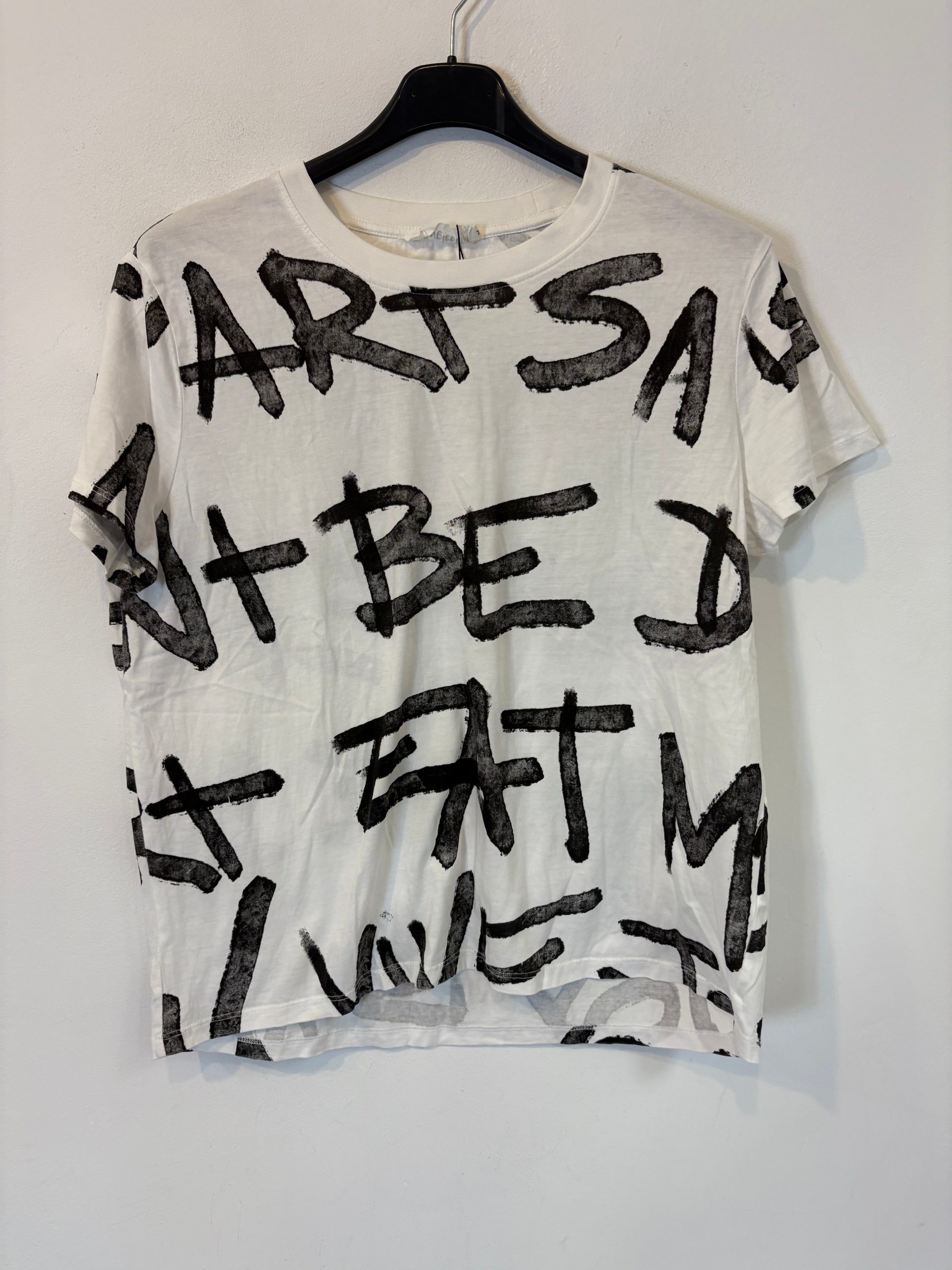 DESIGUAL. Camiseta blanca letras. T XL