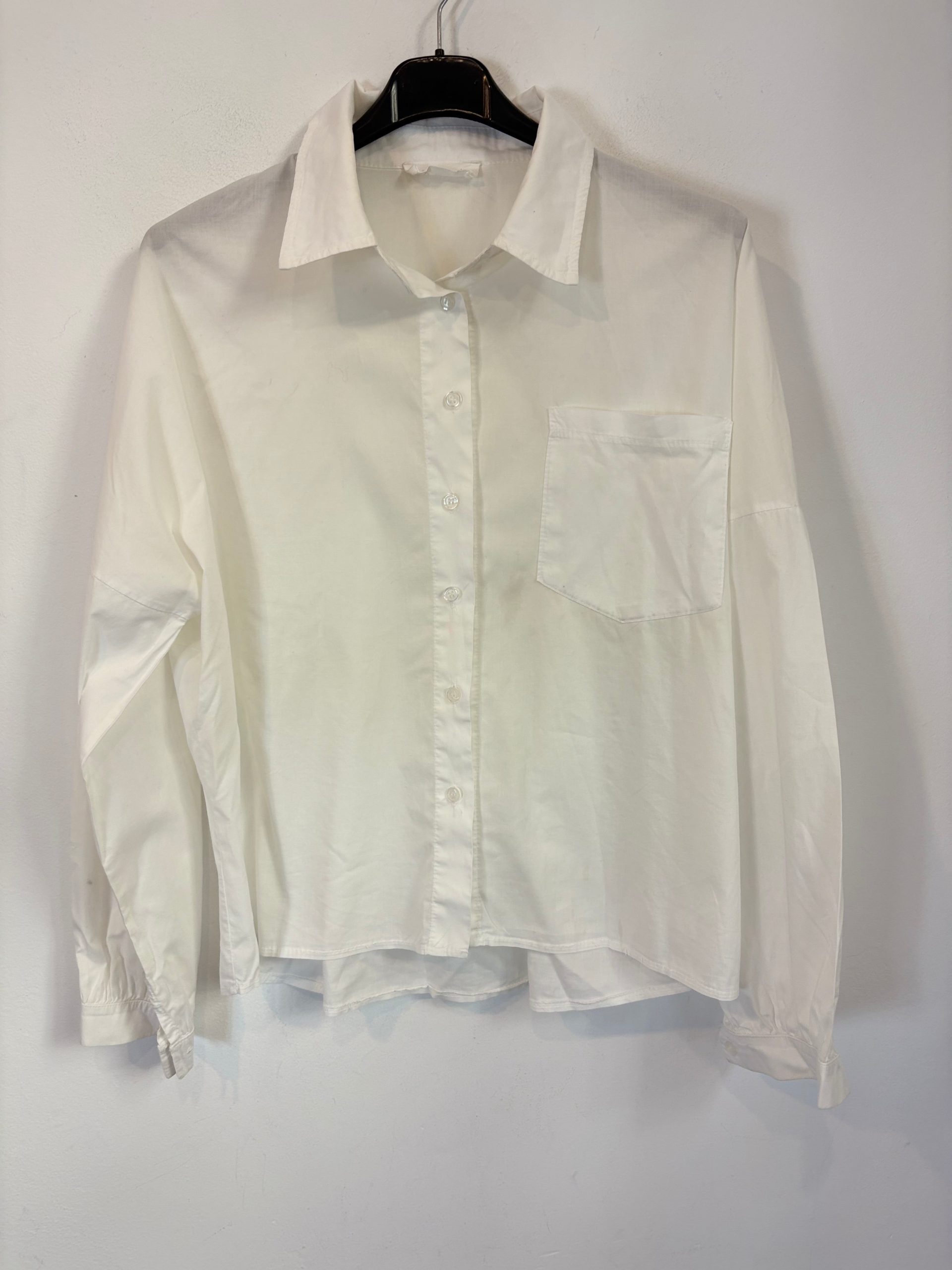AMEÉ, Camisa blanca bolsillo. T S