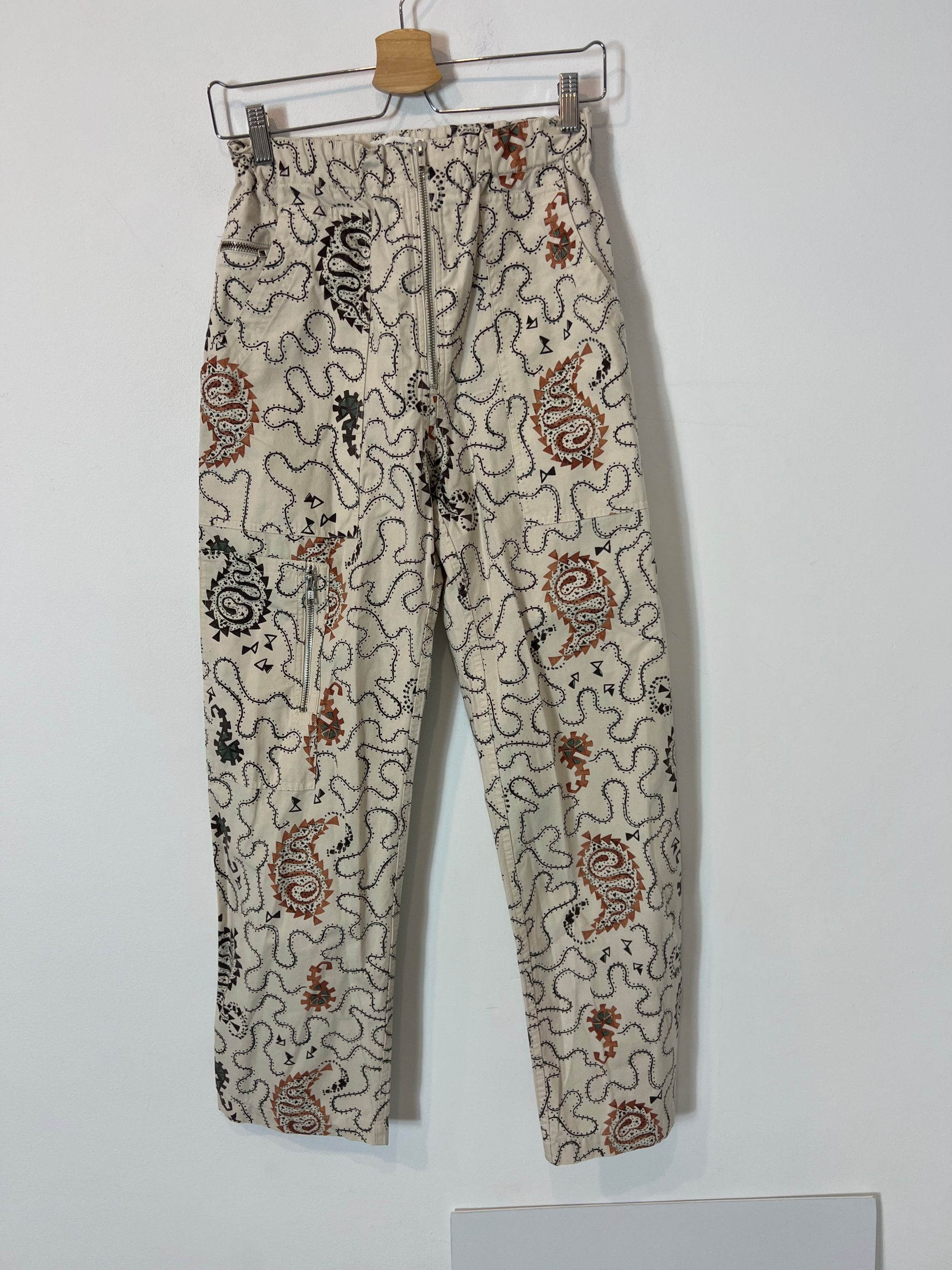 ISABEL MARANT. Pantalón cargo estampado T.34