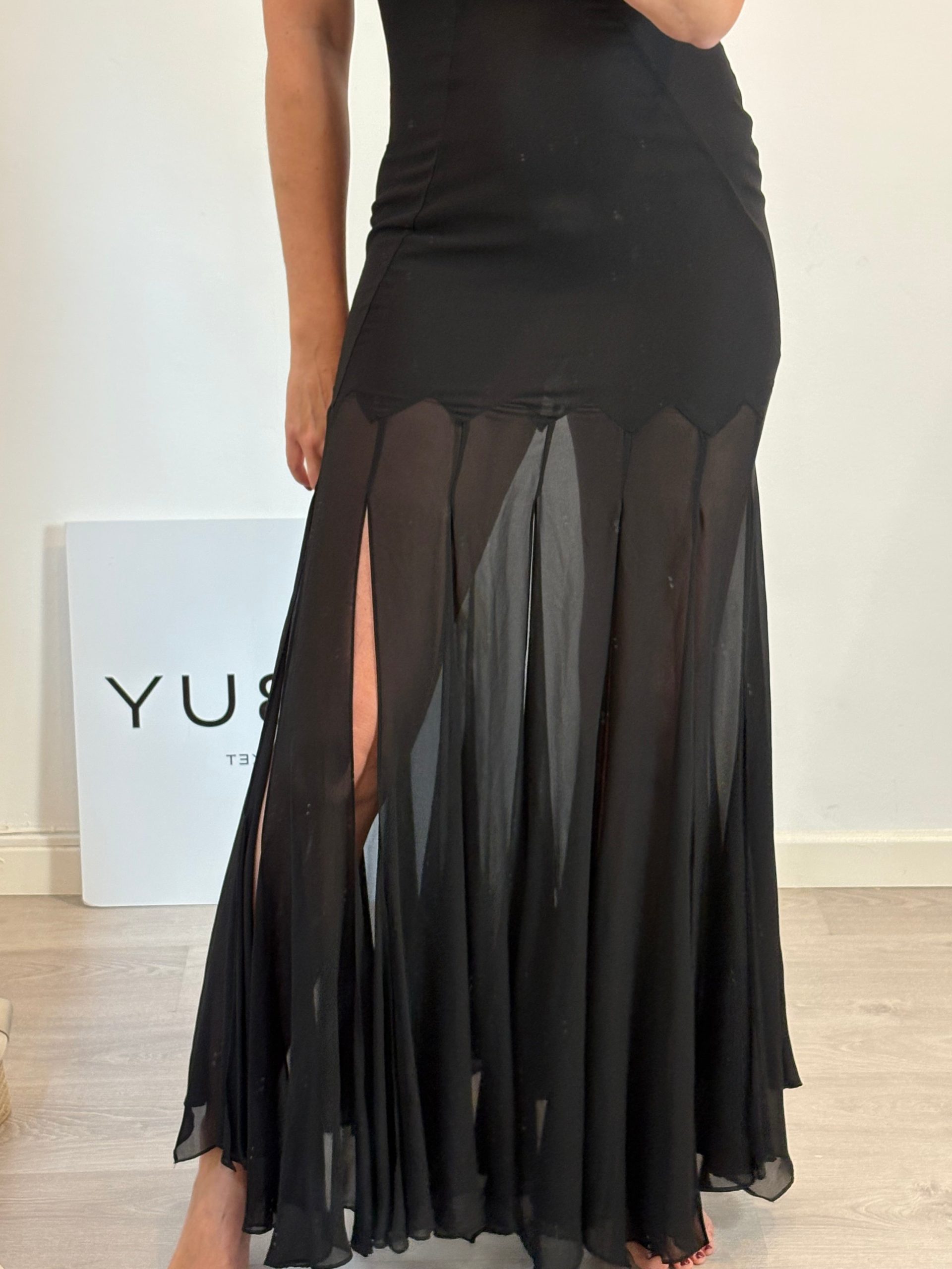 ZARA Vestido largo palabra de honor aberturas. T S