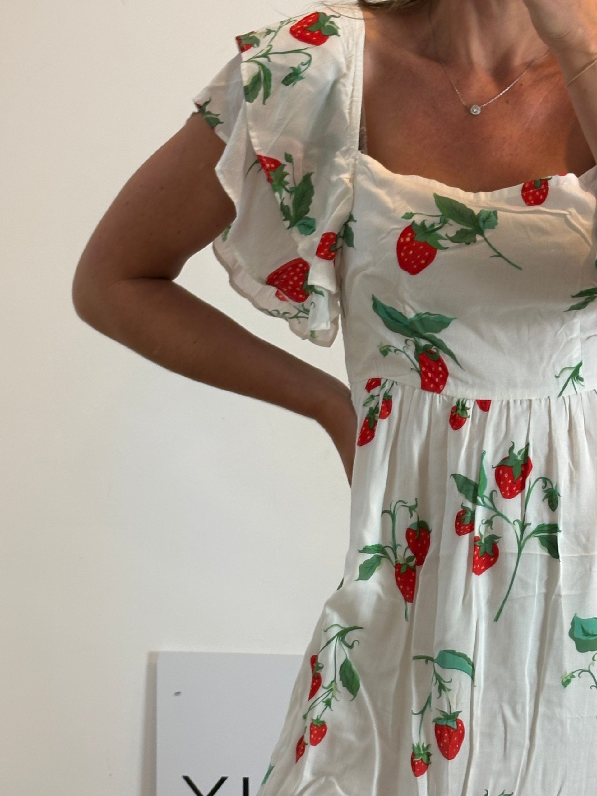 CASTAÑO DE INDIAS. Vestido largo blanco estampado. T S