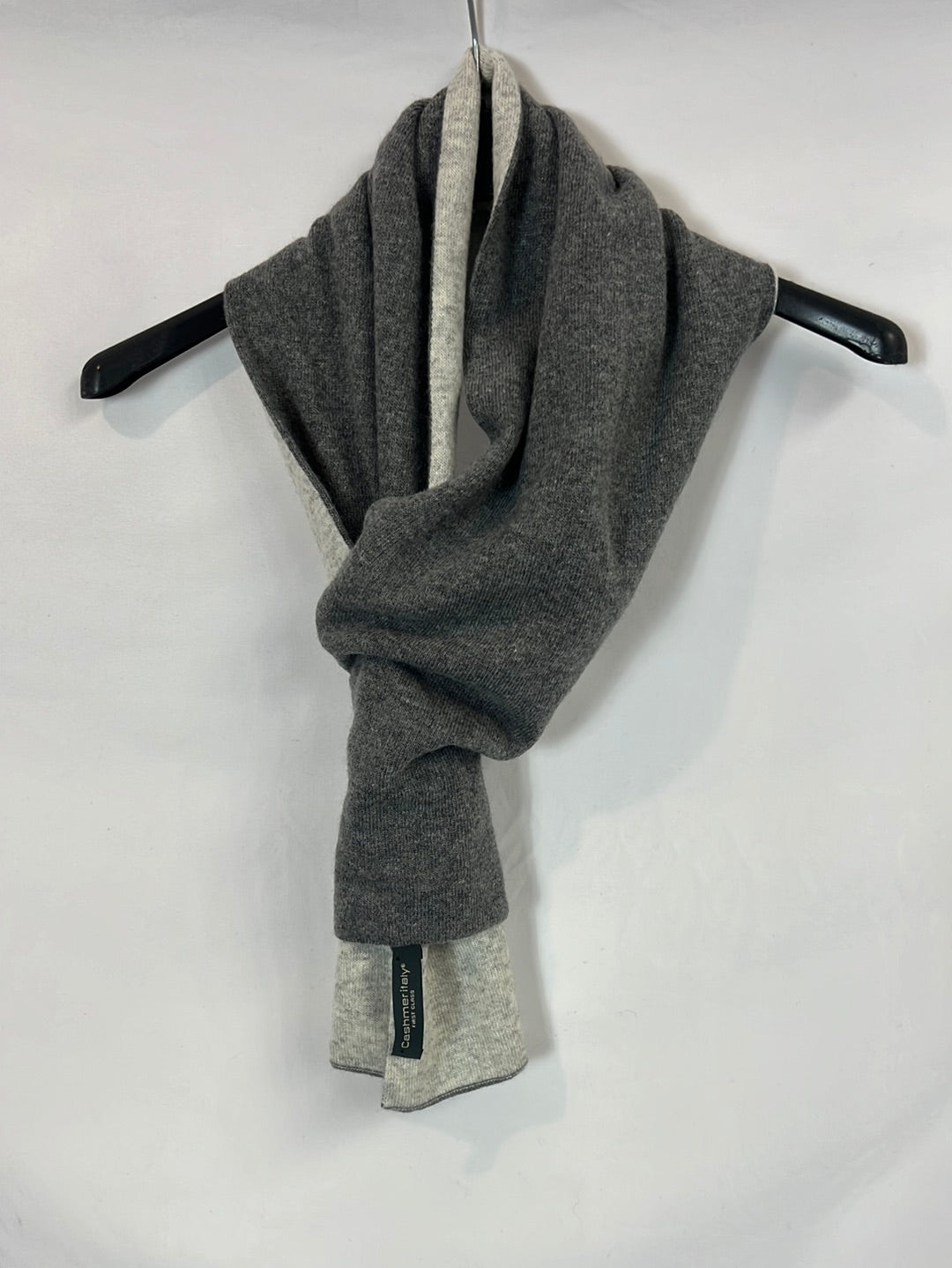 CASHMEREITALY. Bufanda gris cashmere