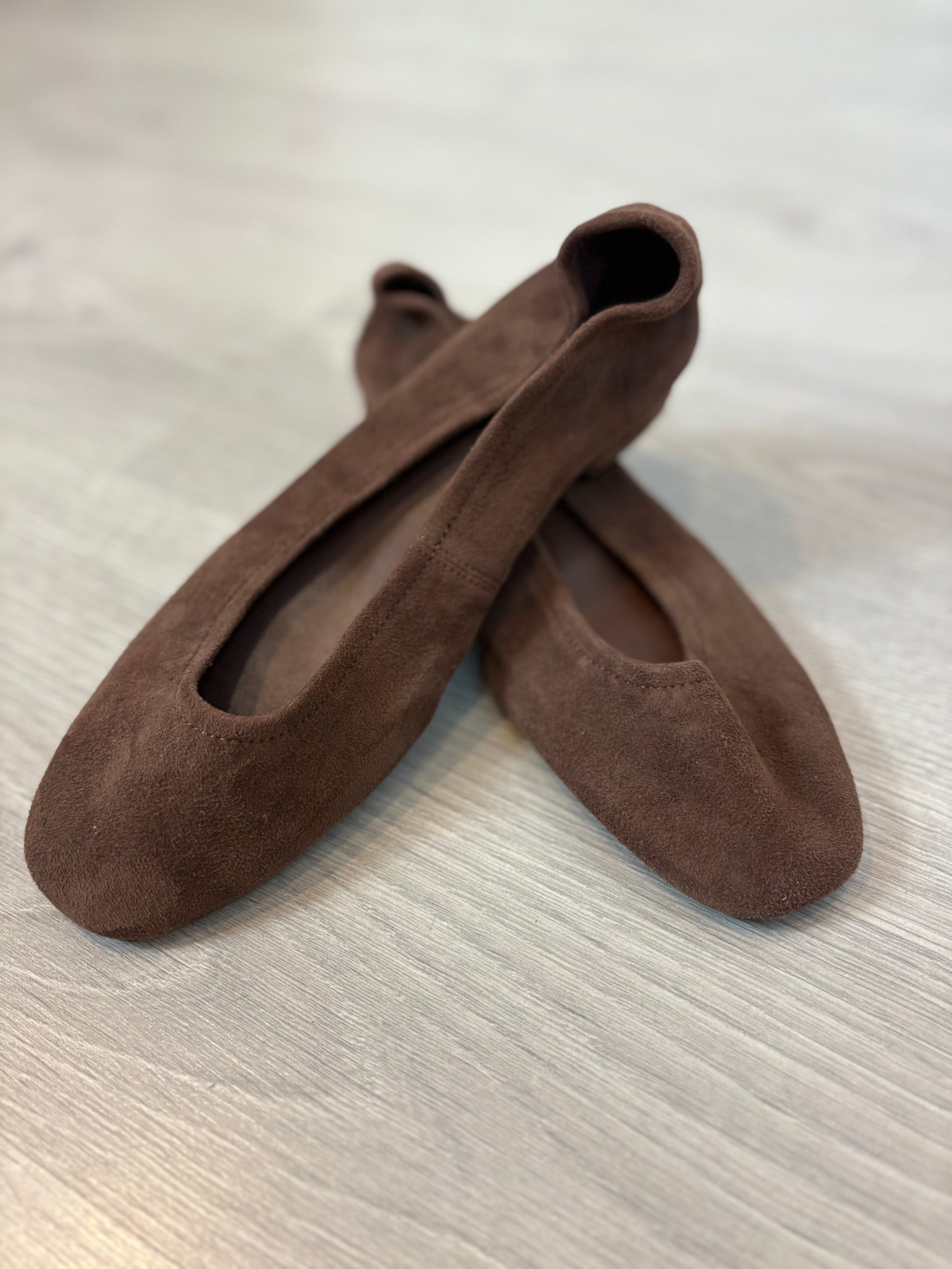 MANGO. Bailarina marrón chocolate. T 38
