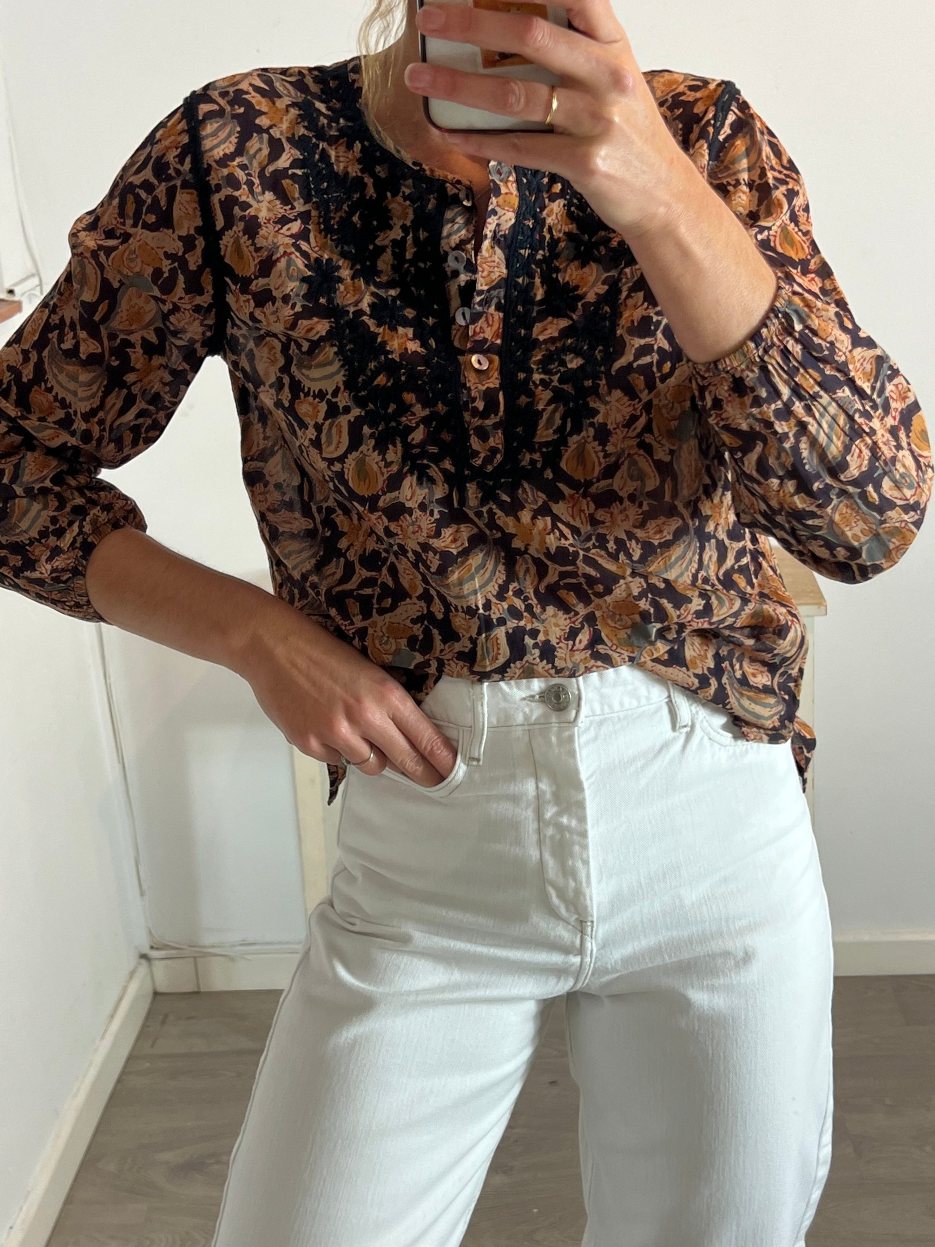 MAISON HOTEL. Blusa algodón flores T.s