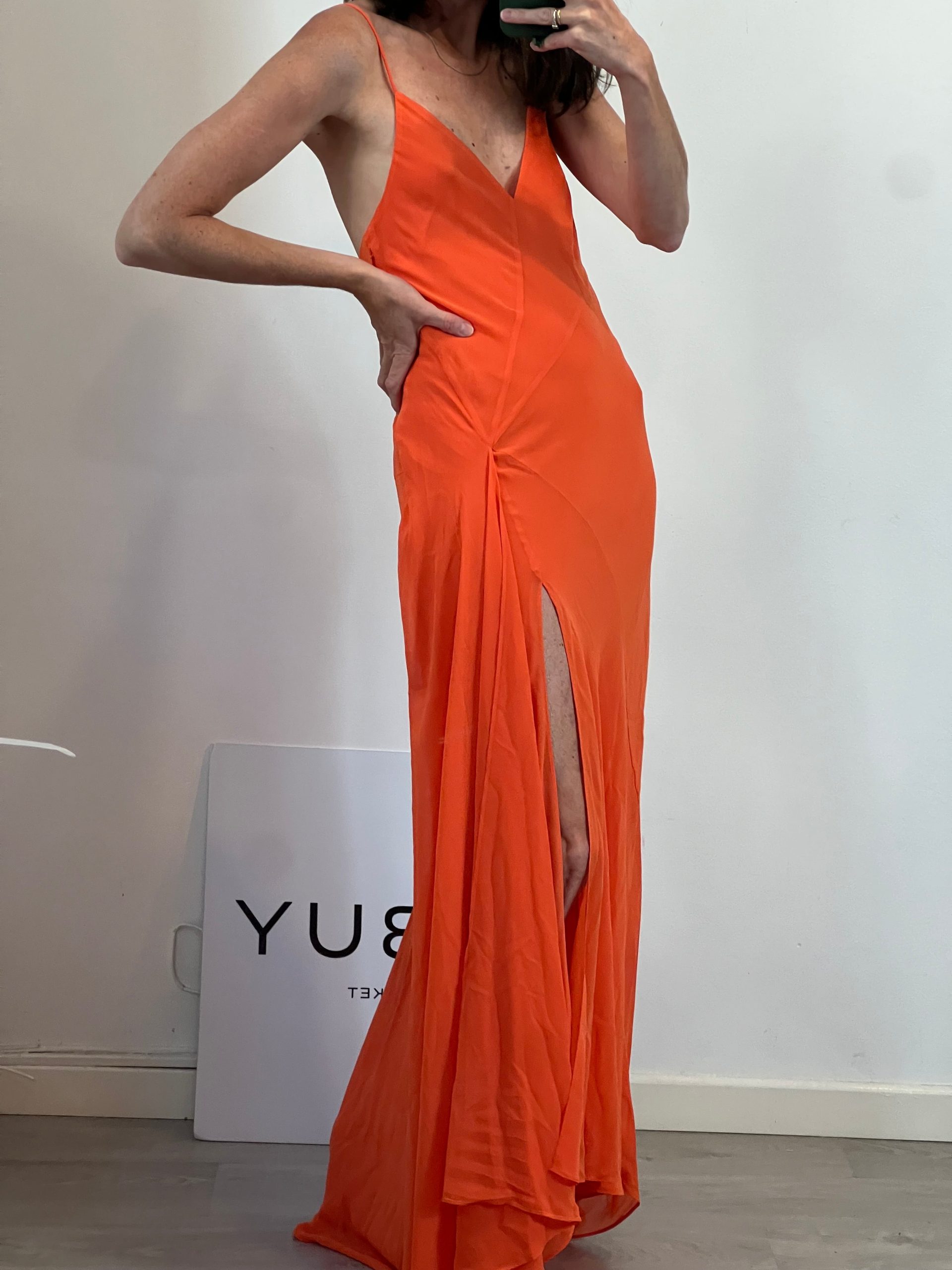 ZARA. Vestido largo naranja vuelo. T XS