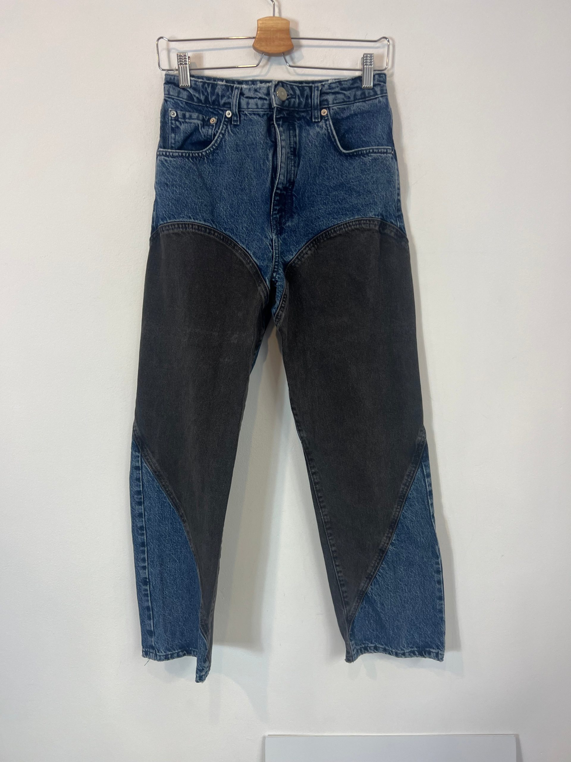 BIMBA Y LOLA. Denim recto bicolor. T 38