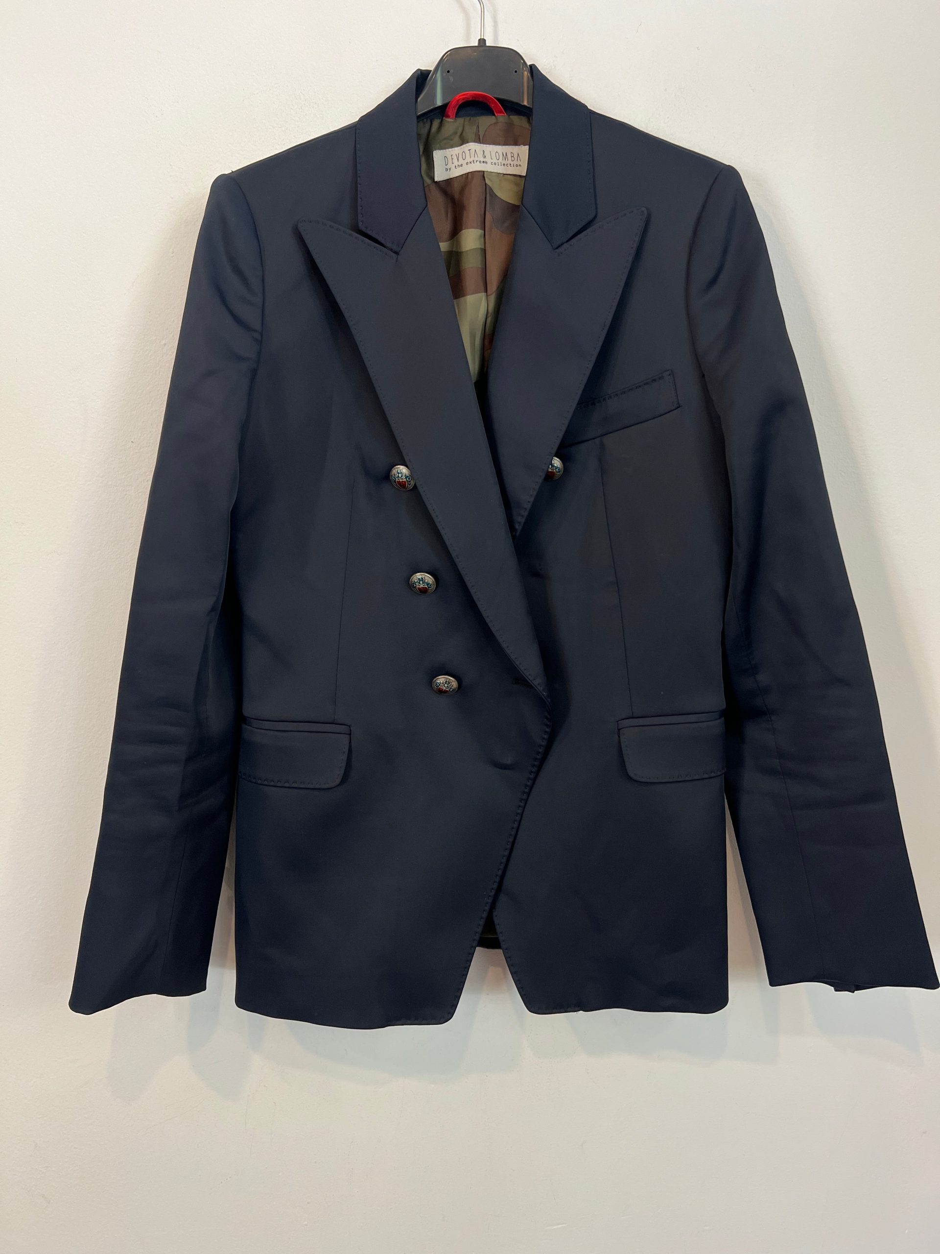 DEVOTA&LOMBA by THE EXTREME COLLECTION. Blazer azul botones T.40