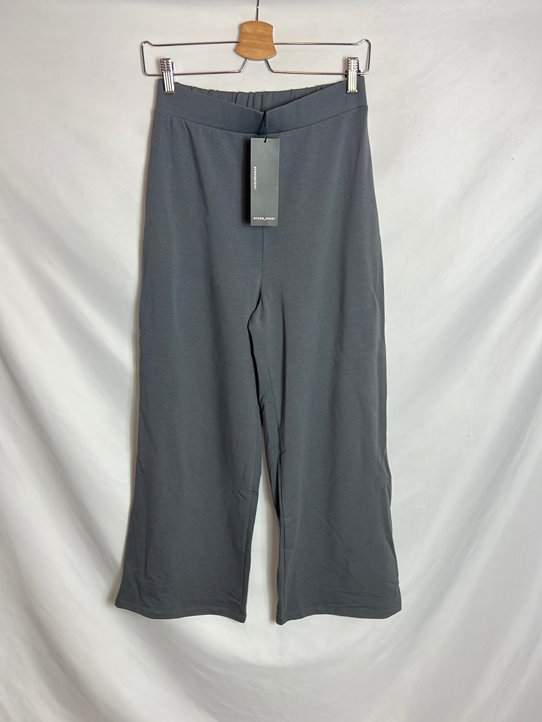 OYSHO. Pantalón culotte deportivo. T S