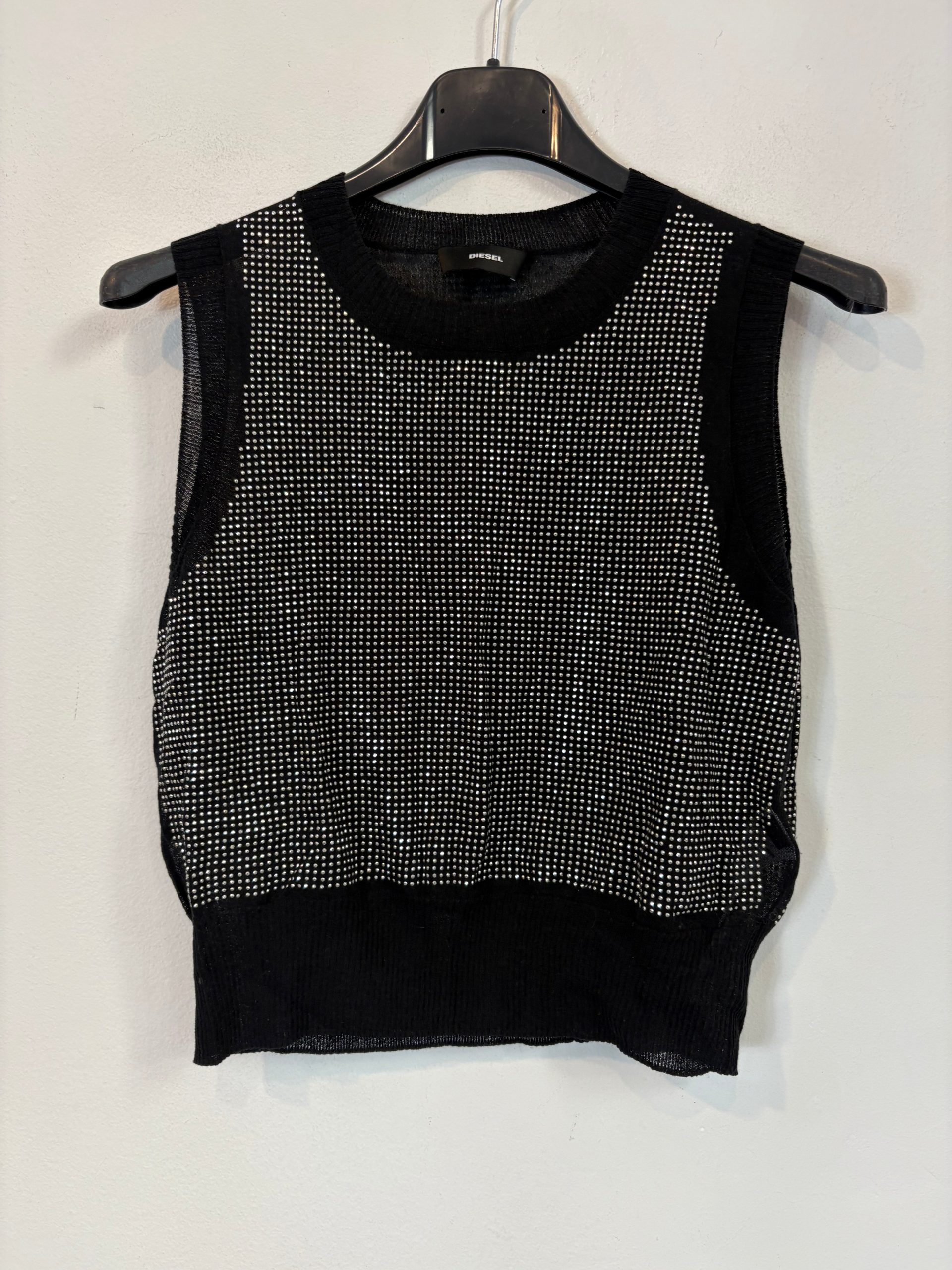 DIESEL. Top negro tachuelas T.xs