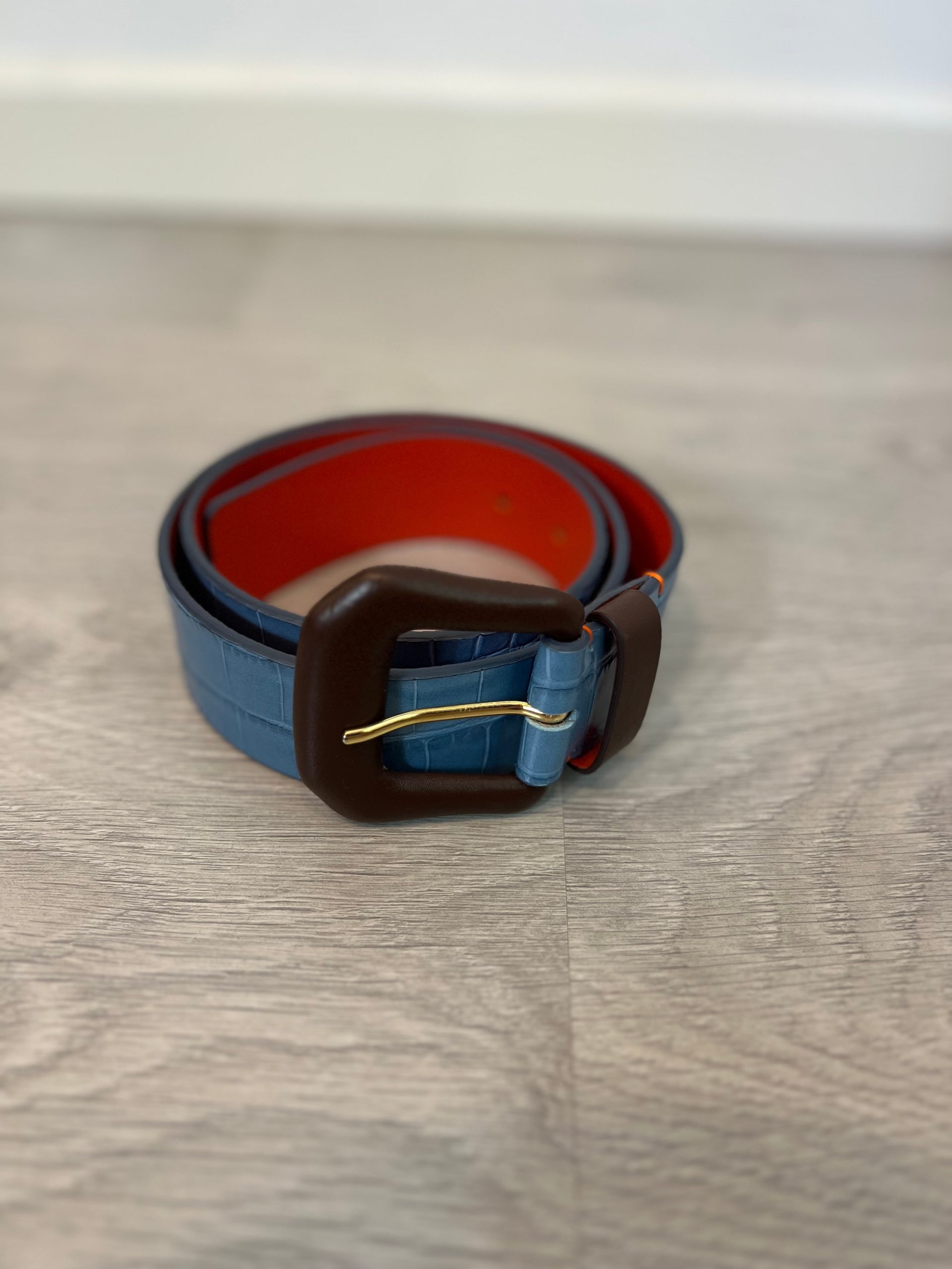 BALTEI STUDIO. Cinturón azul T.s/m