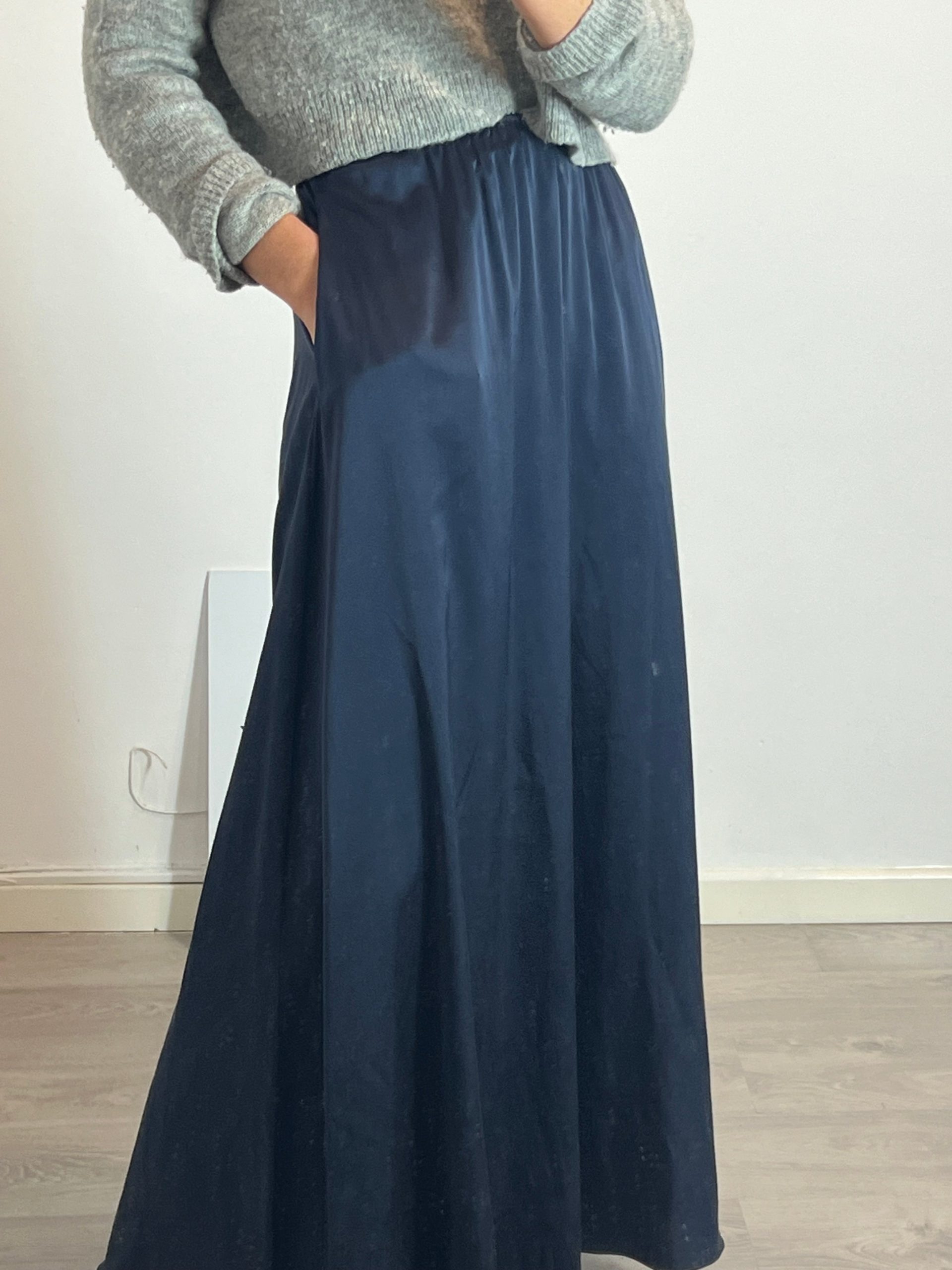 TCN. Falda larga azul seda T.xs