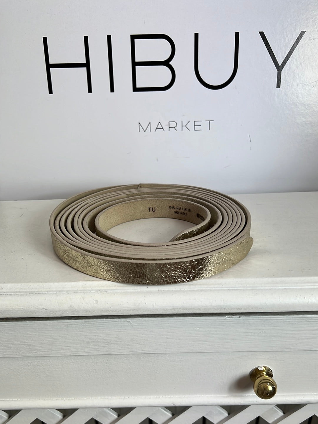 ISABEL MARANT. Cinturón piel dorado vueltas. T U