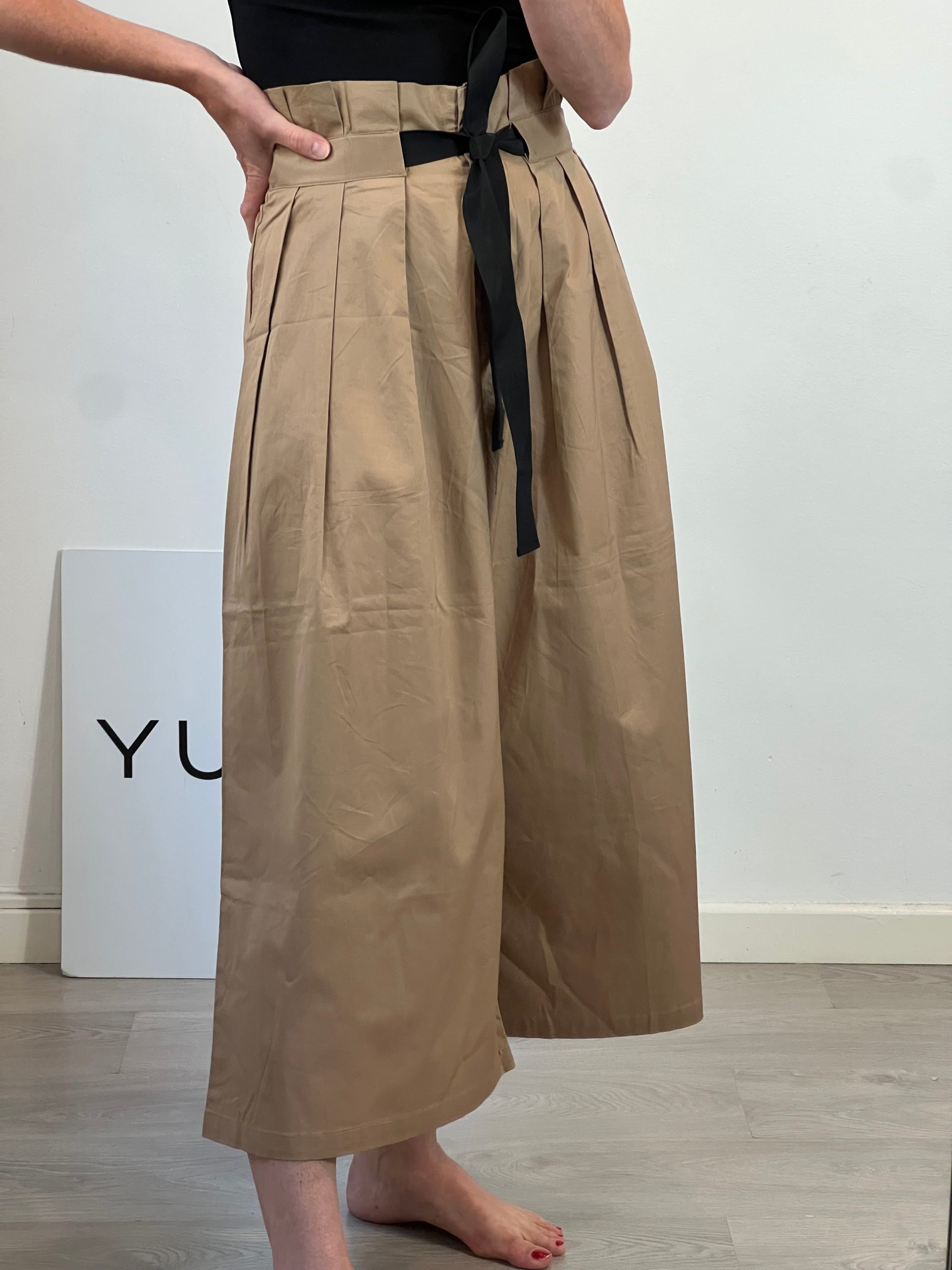 MULAYA. Pantalón camel culotte T.m