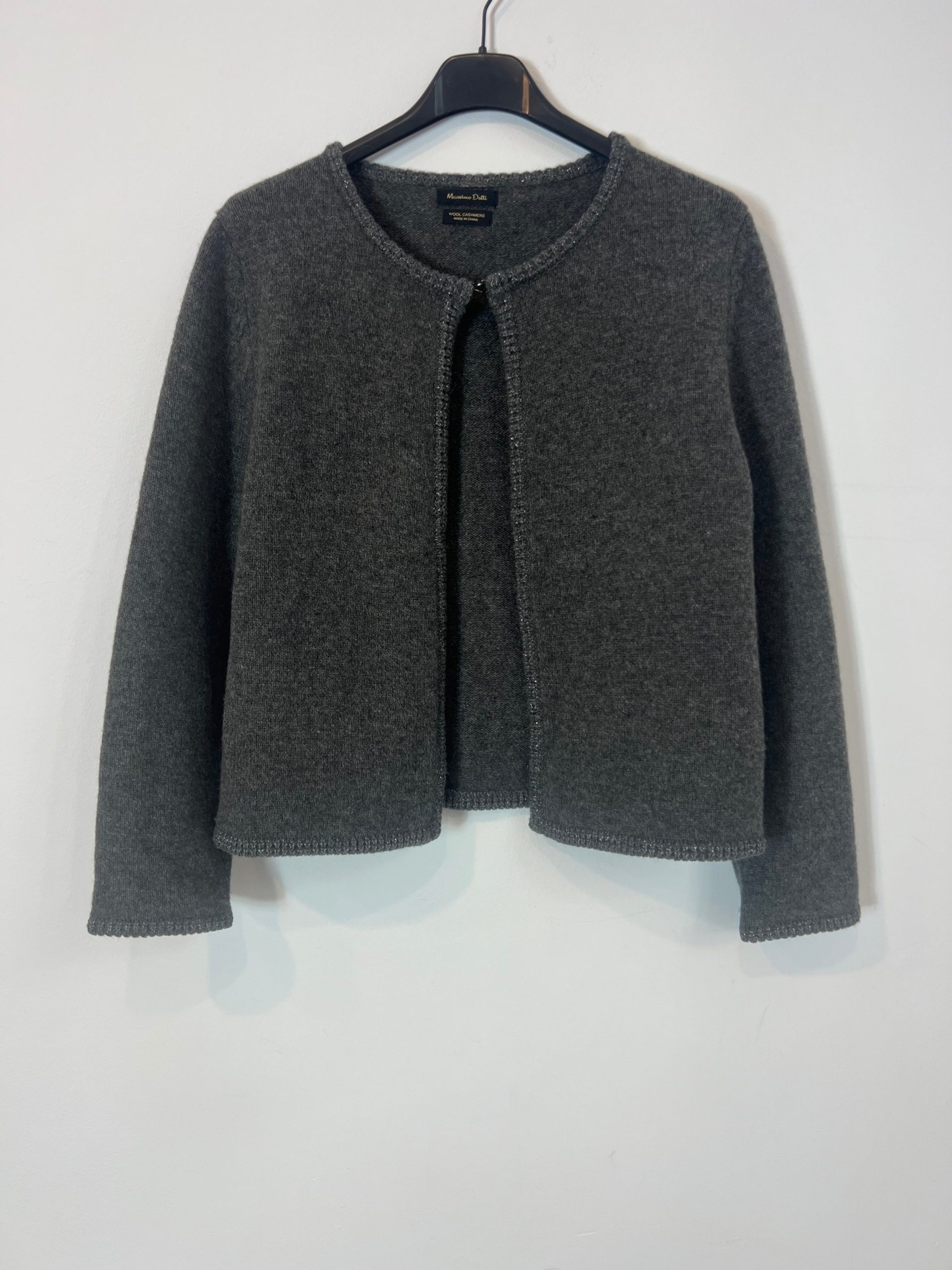 MASSIMO DUTTI. Chaqueta gris lana y cashmire. T M