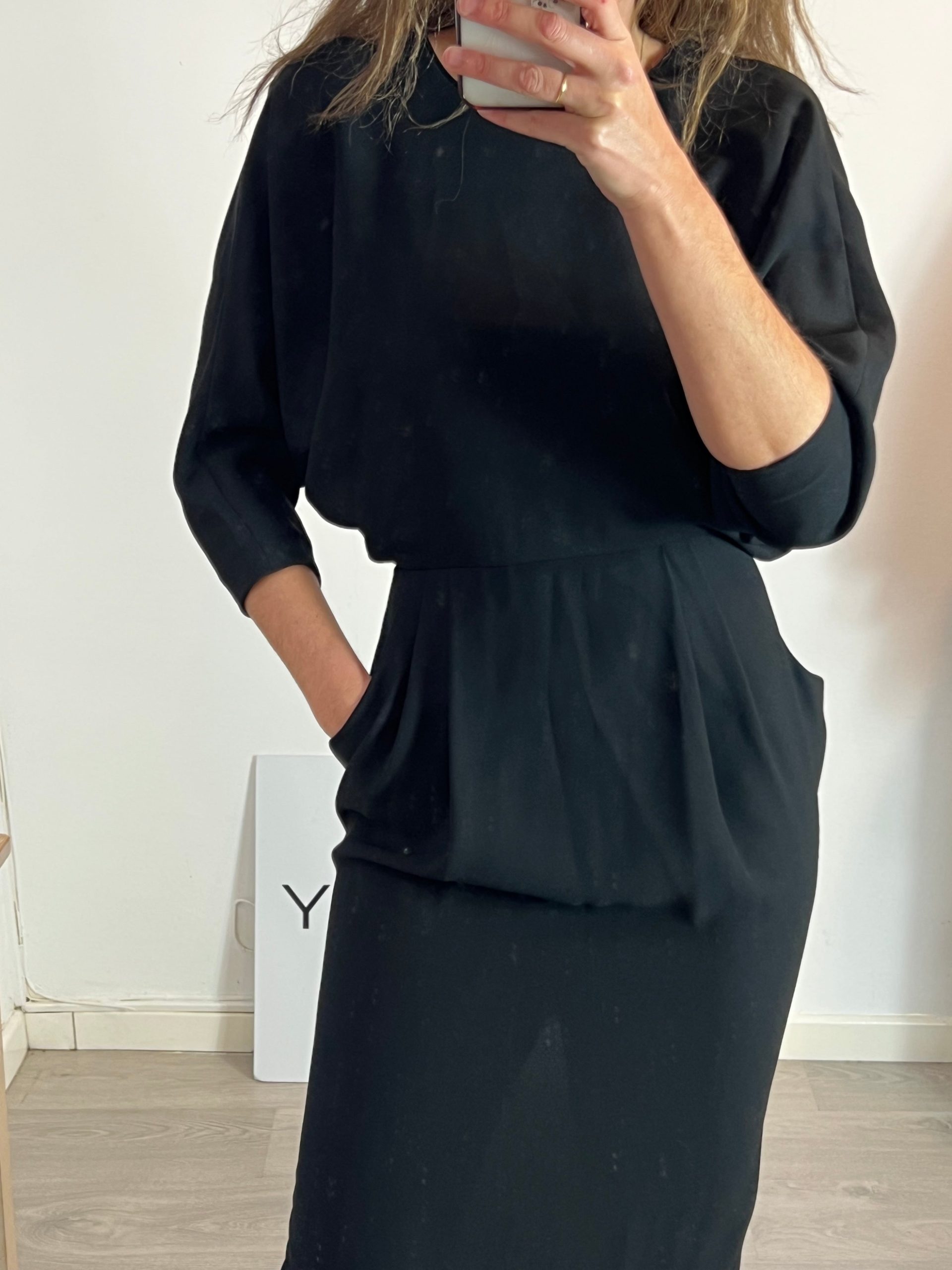 &OTHER STORIES. Vestido negro midi espalda T.34
