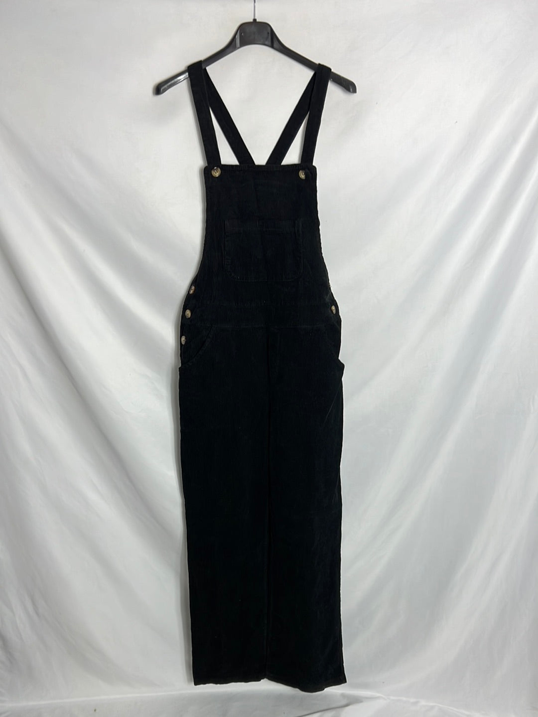 ZUA. Peto pana negro recto. TU(s)