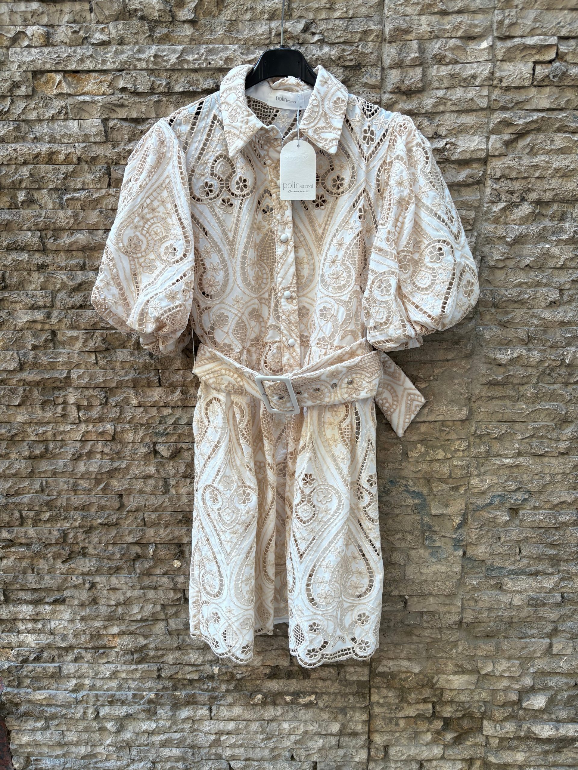 POLIN ET MOI. Vestido corto troquelado T.s