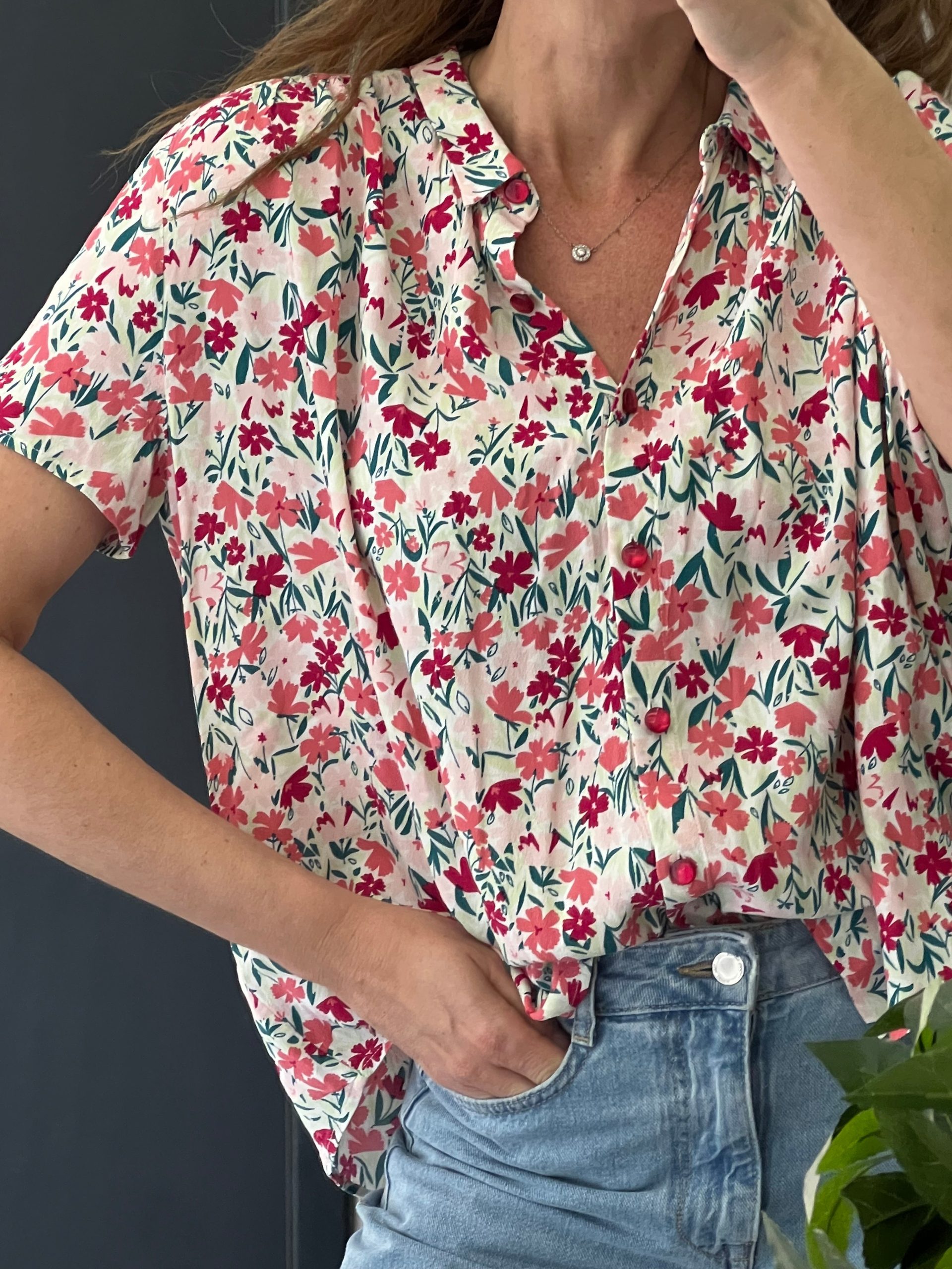 DES PETITS HAUTS. Blusa fluida flores. M