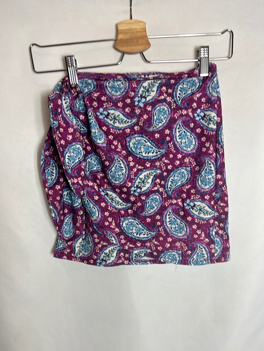 PULL&BEAR . Falda corta cruzada amebas. TXS