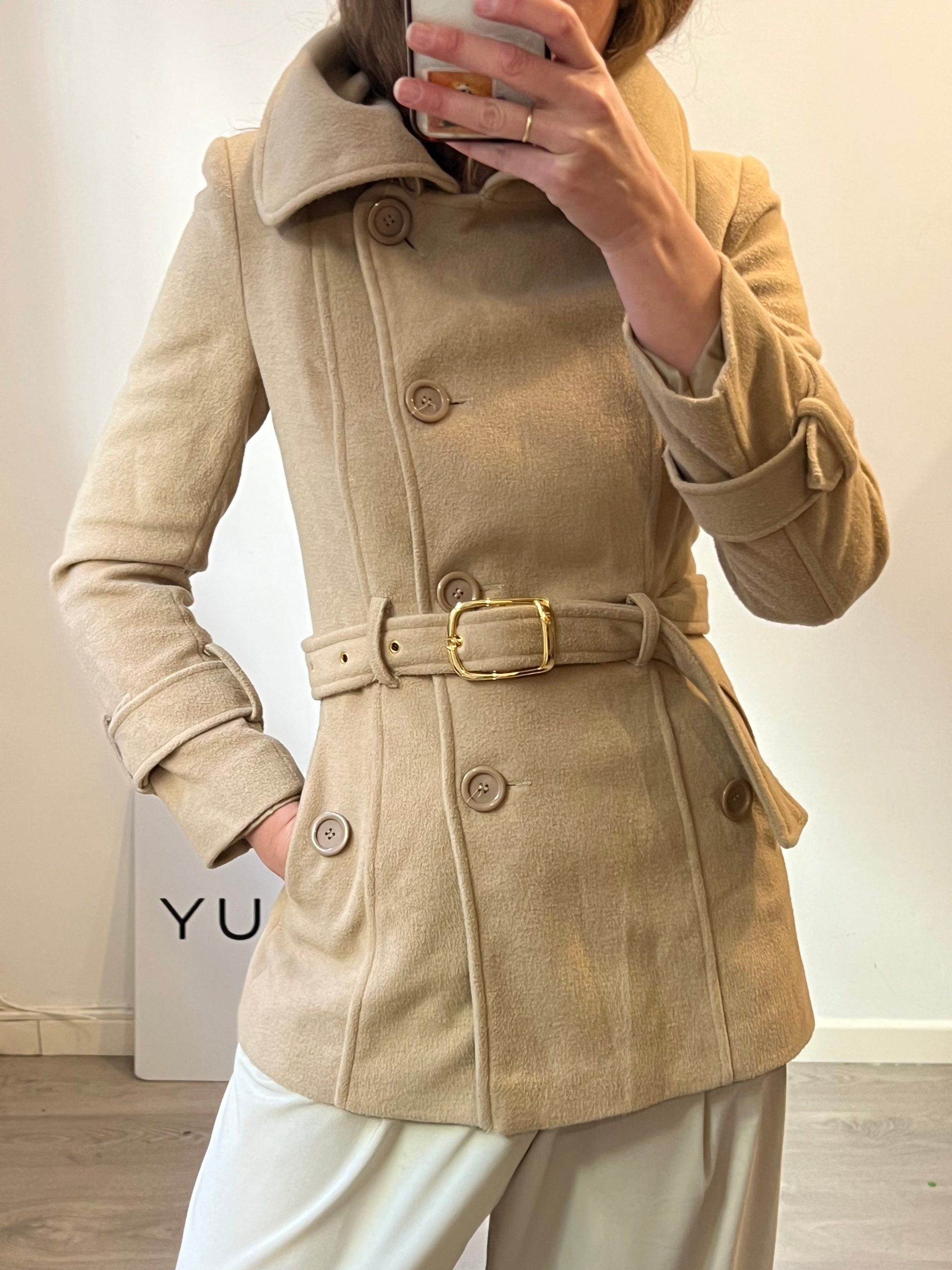 BIMBA Y LOLA. Abrigo beige paño. T S