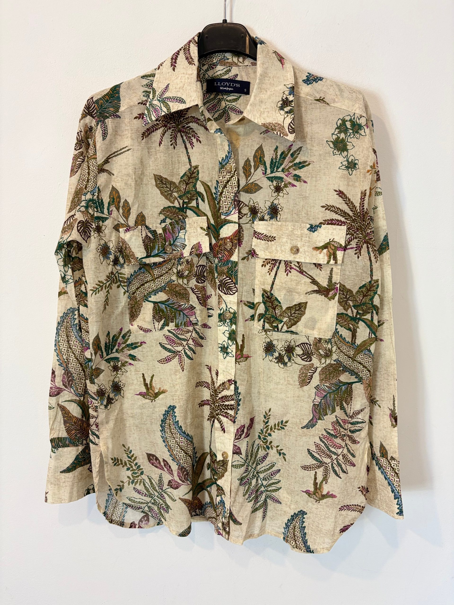 LLOYD´S. Camisa estampada hojas. T S