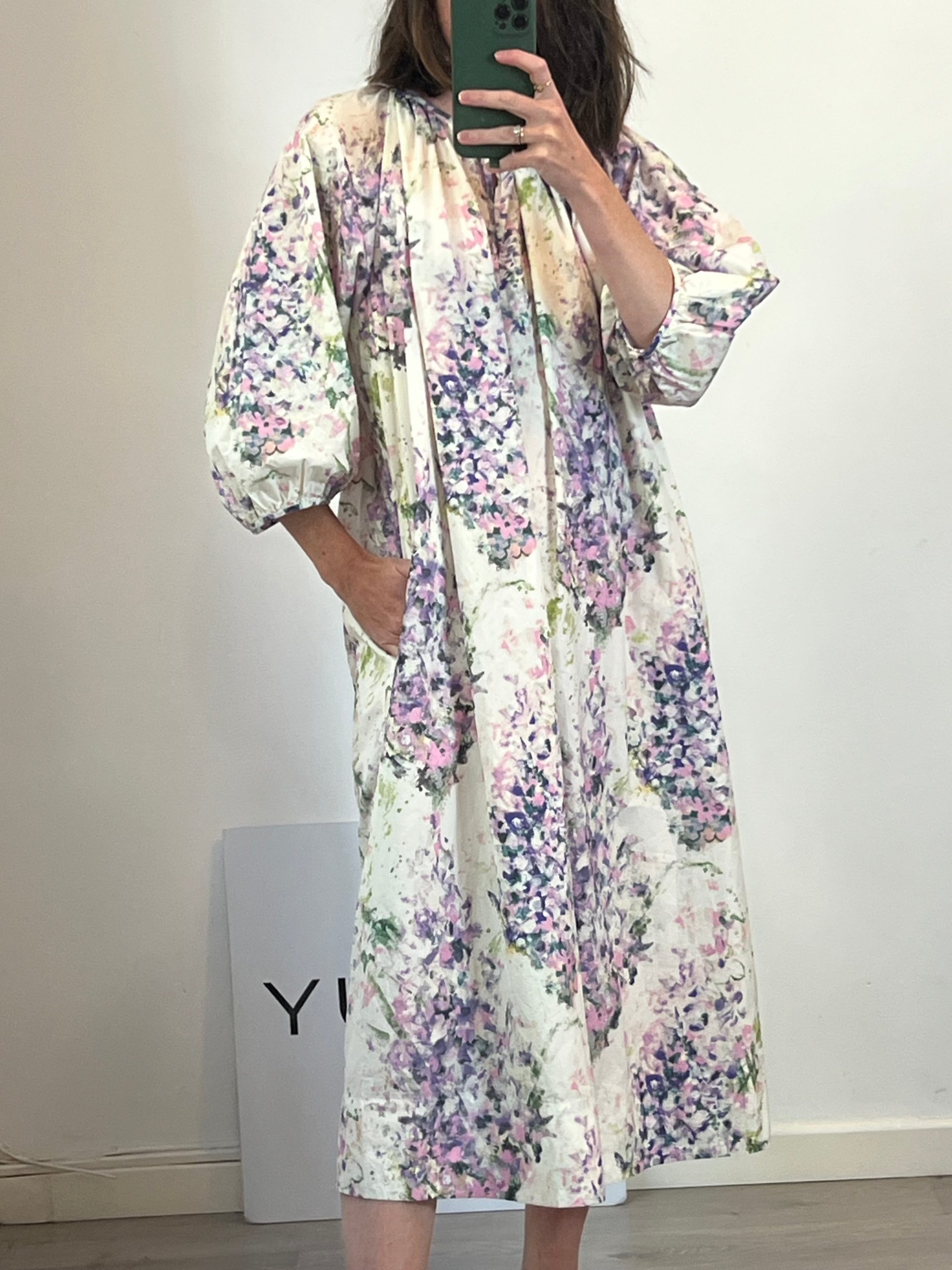 COS. Vestido midi estampado pintura. T XS