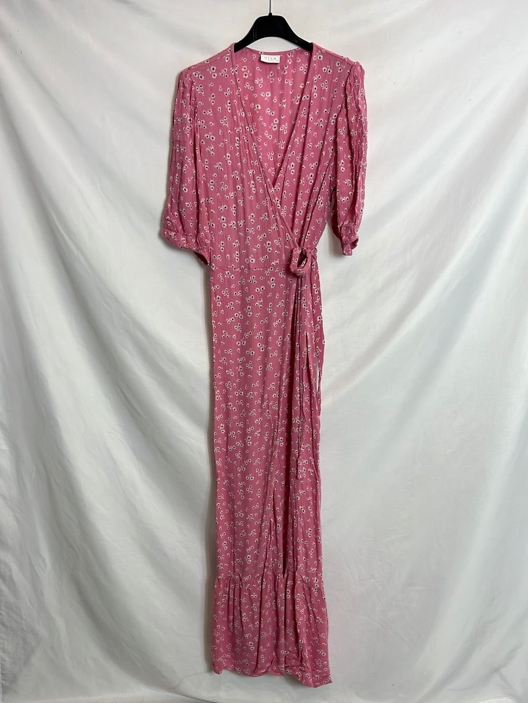 VILA. Vestido largo rosa cruzado flores. T 36